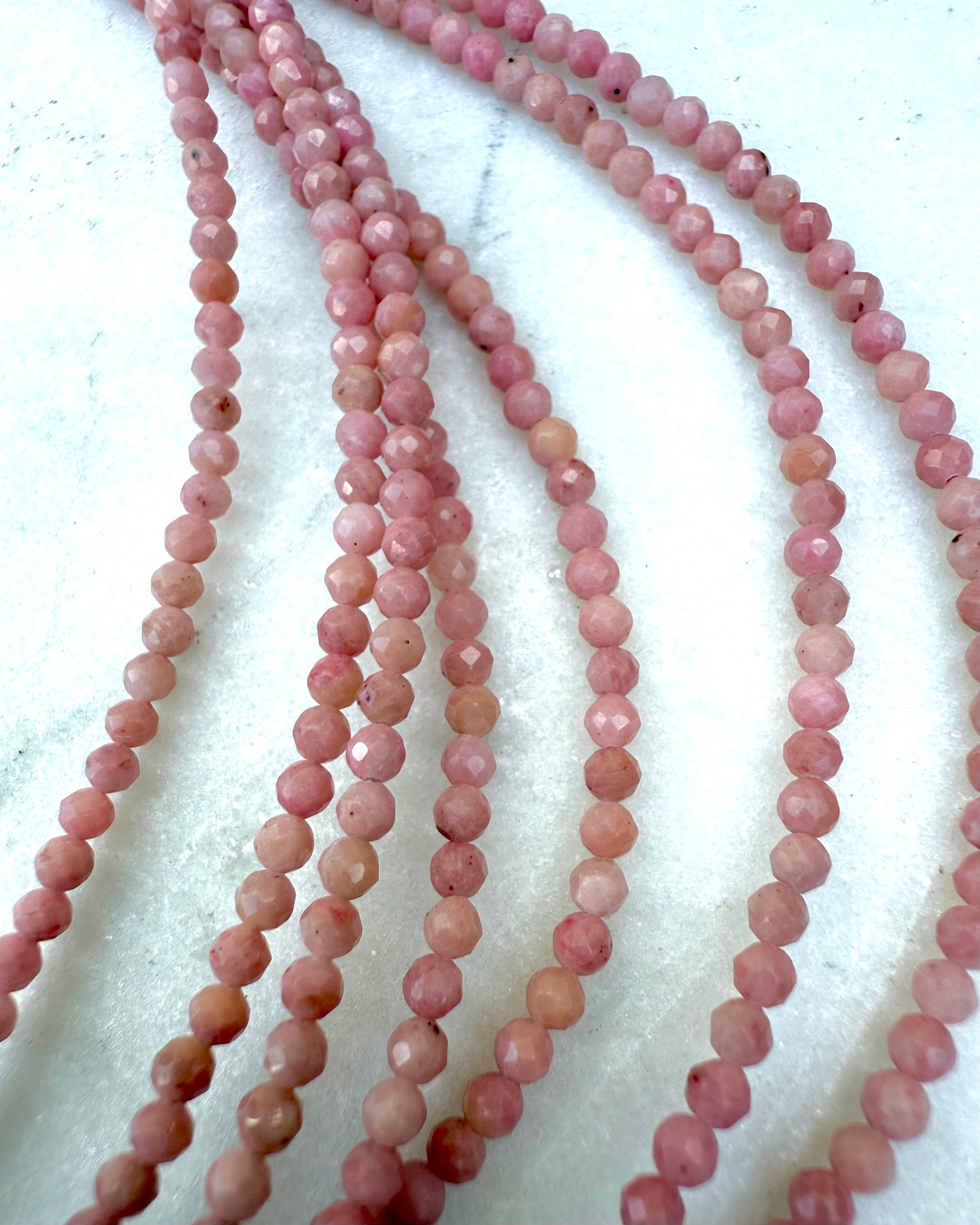 ÆRLIGHEDENS SÅRBARHED - HALSKÆDE