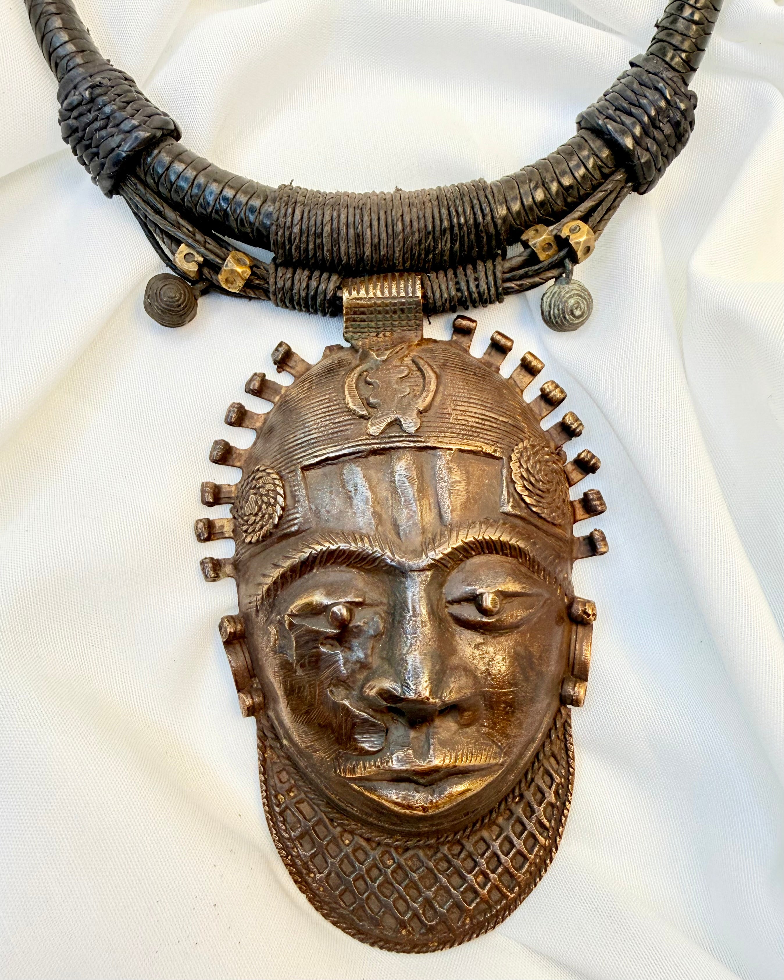 INDVIELSERNES AMULET - UNIKA