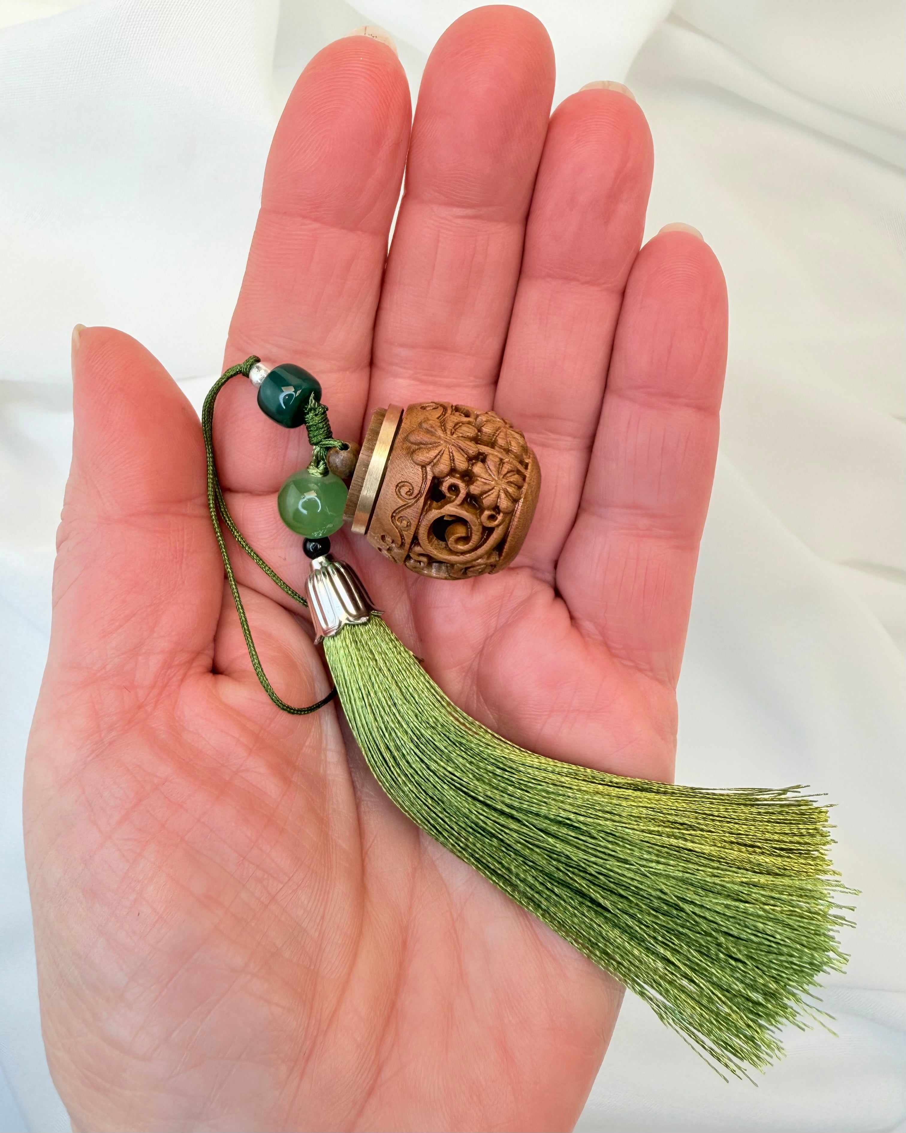 SELVKÆRLIGHED UDEN EGO - RØGELSESHOLDER M RØGELSE