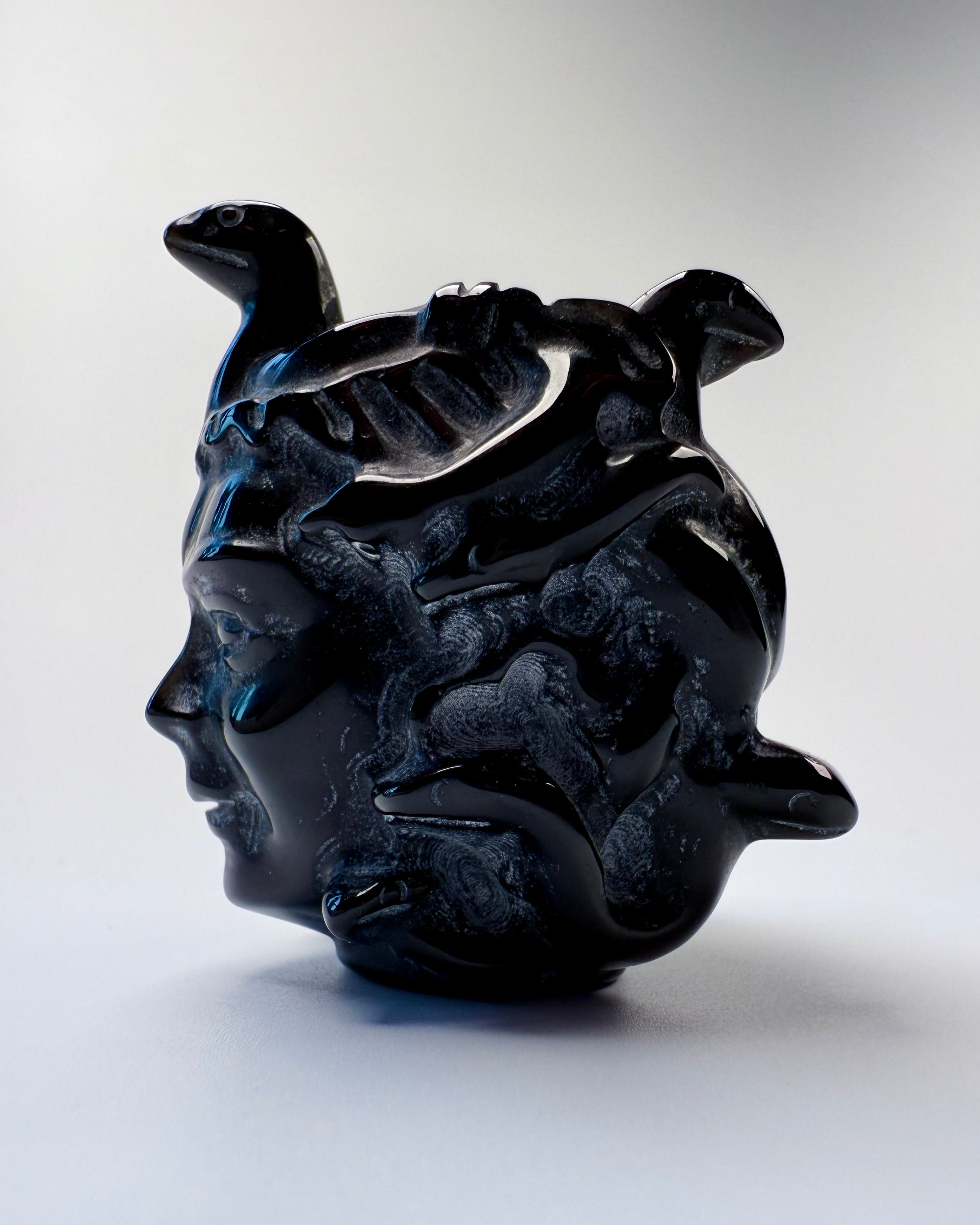 MOD OG KVINDELIG STYRKE - UNIKA