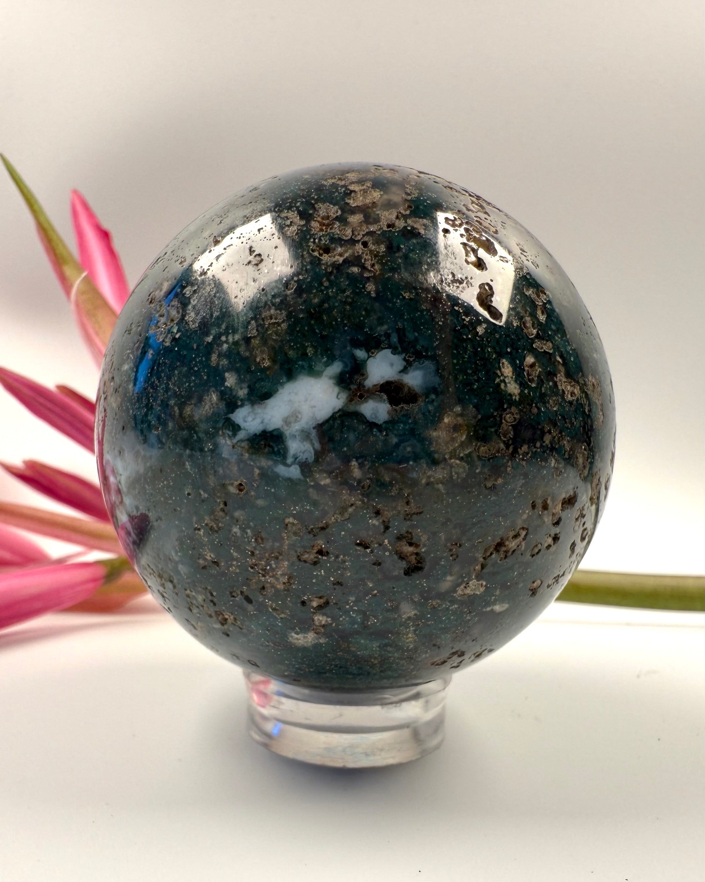 ERINDRINGER FRA TIDLIGERE LIV - KRYSTALKUGLE - UNIKA