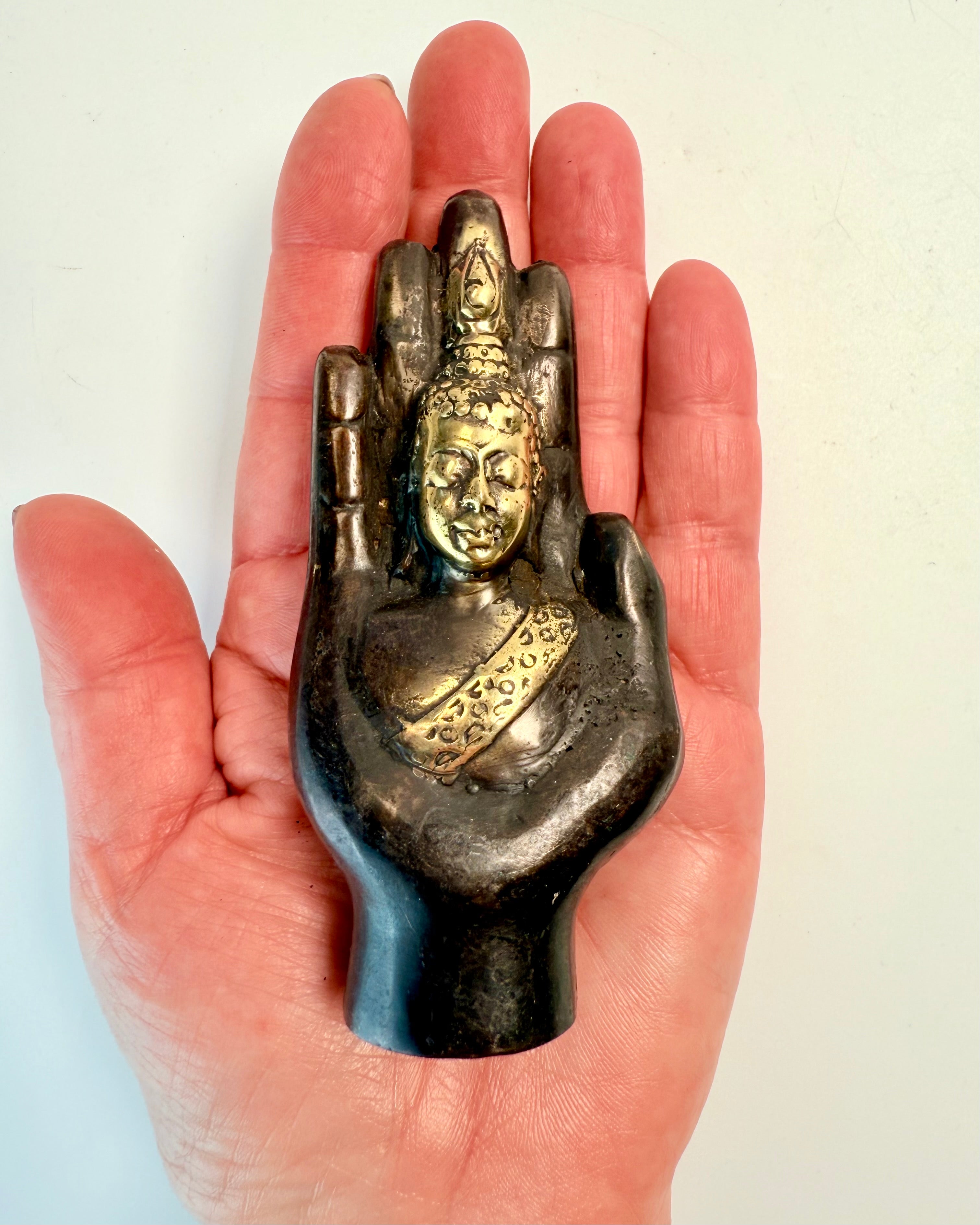 HÆNDERNE FORTÆLLER ALT - MESTERKODE