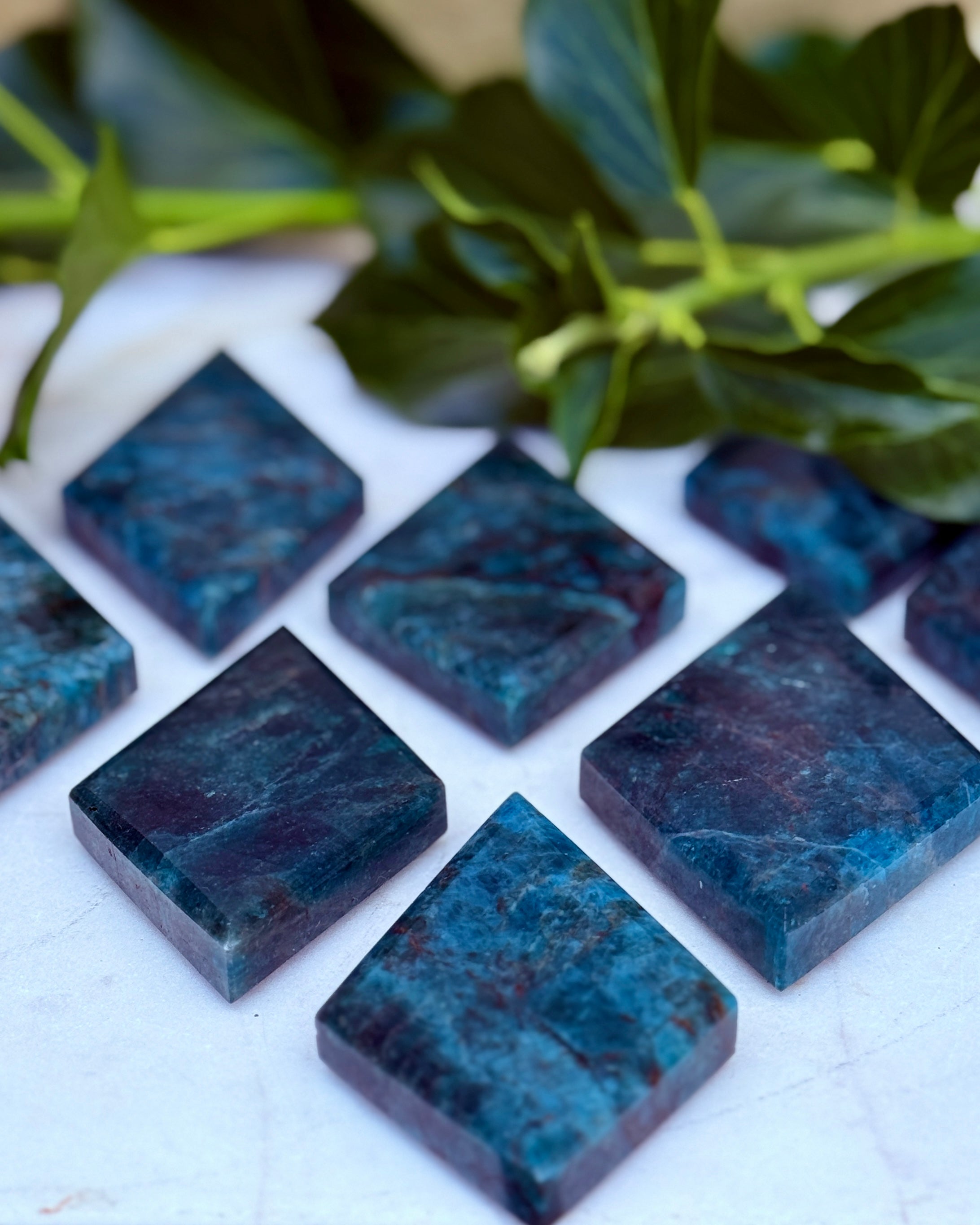 KRYSTALKLAR KOMMUNIKATION - KRYSTAL