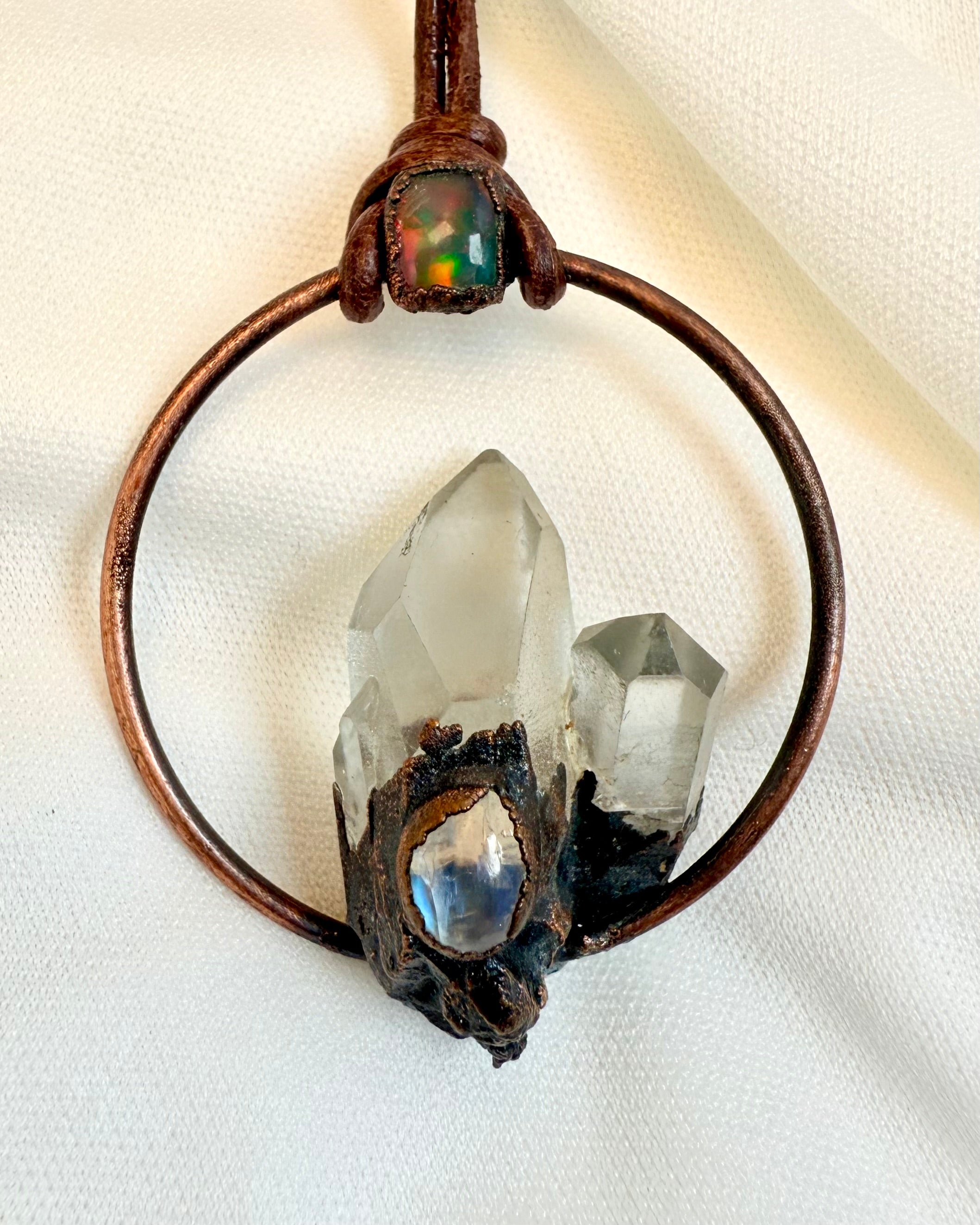 DEN DYBE FORANKRING - AMULET - UNIKA