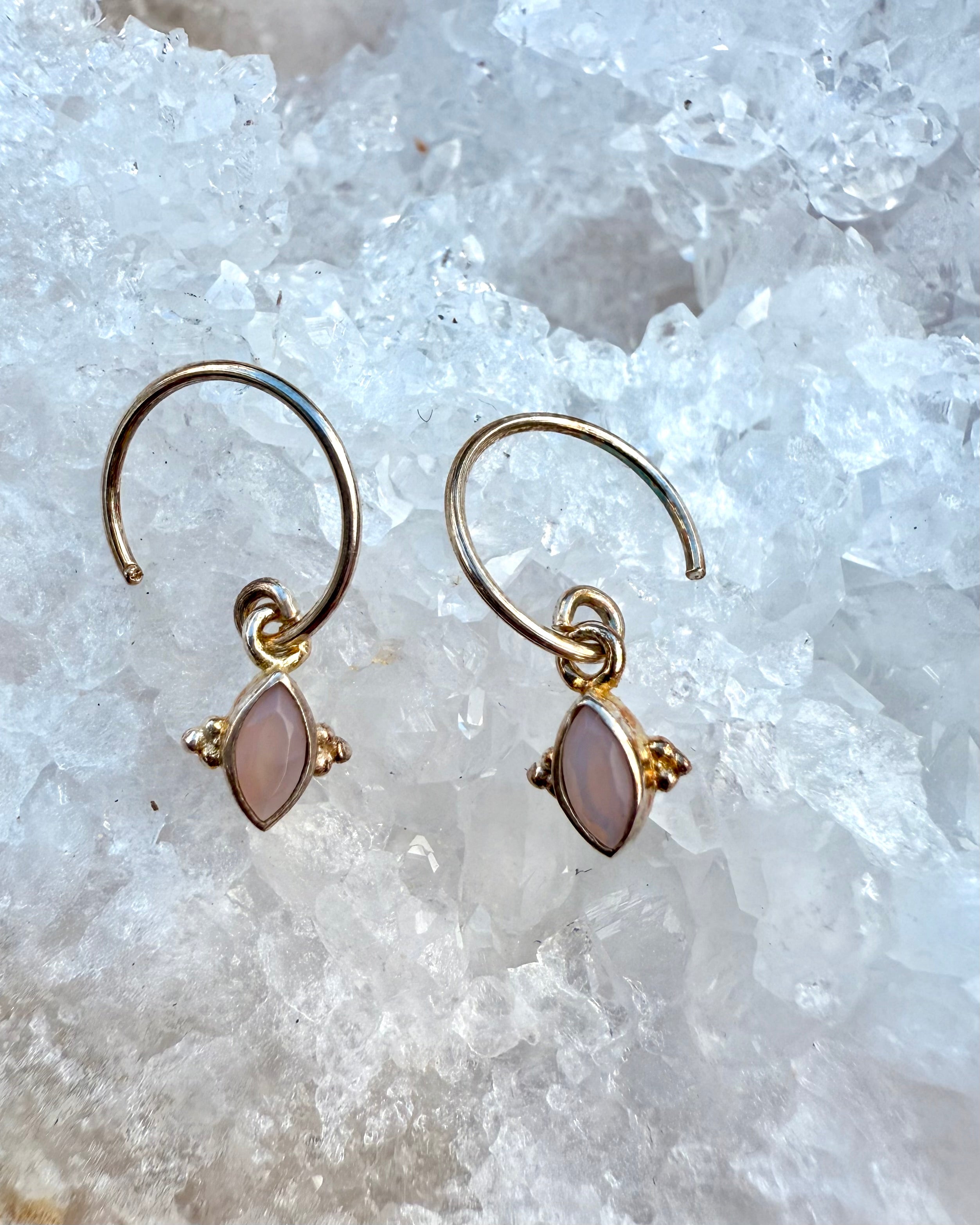 PRIESTESS OF THE NIGHT - ØRERINGE - UNIKA