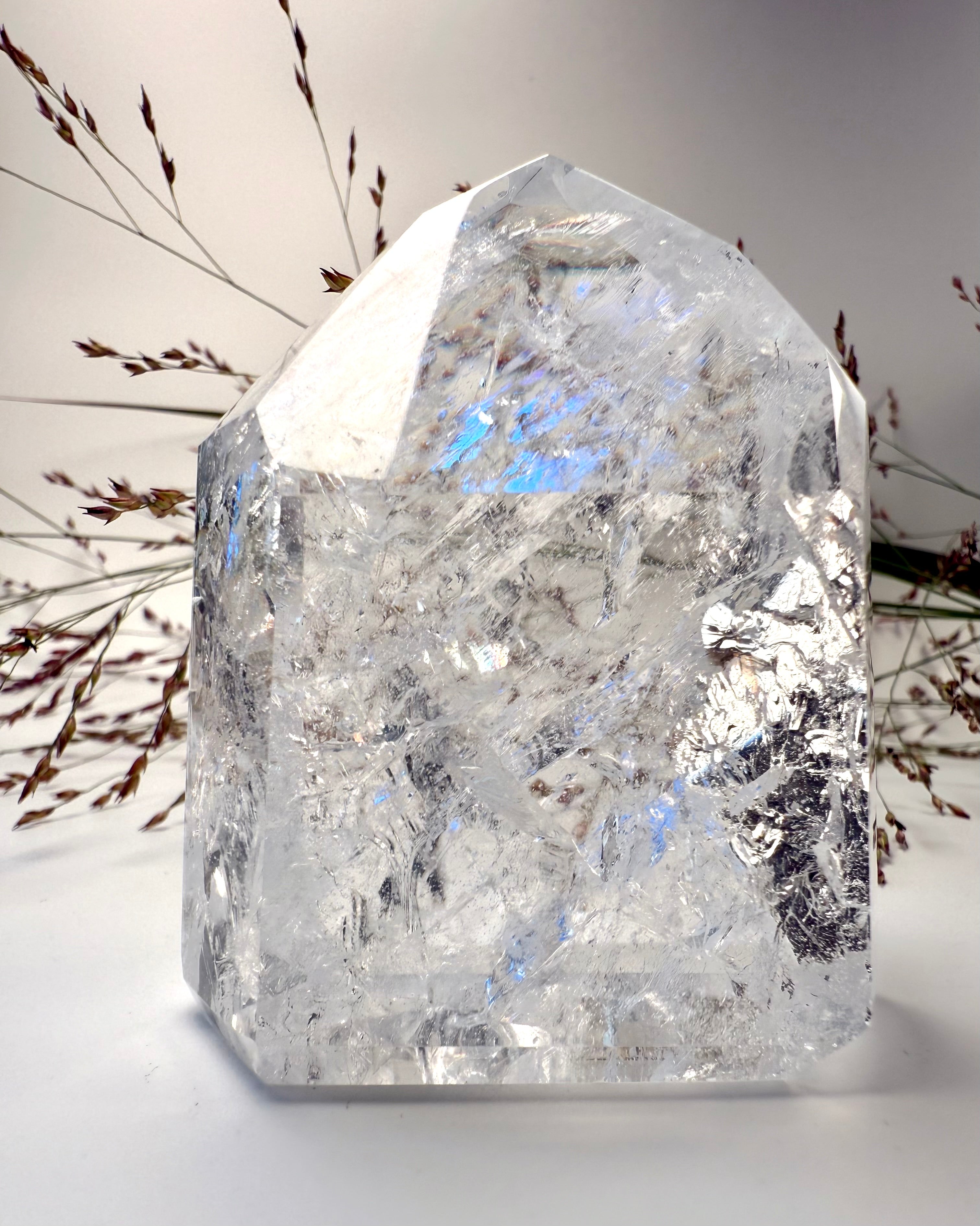 GLÆDE OG TRYGHED PÅ ET HØJERE PLAN - KRYSTAL - UNIKA