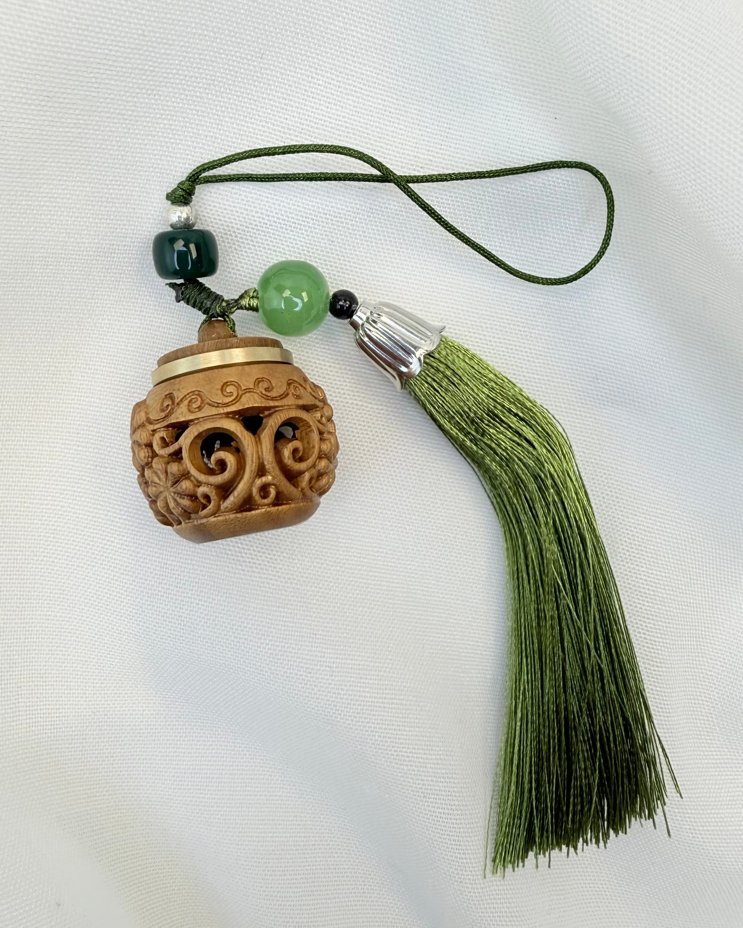 SELVKÆRLIGHED UDEN EGO - RØGELSESHOLDER M RØGELSE