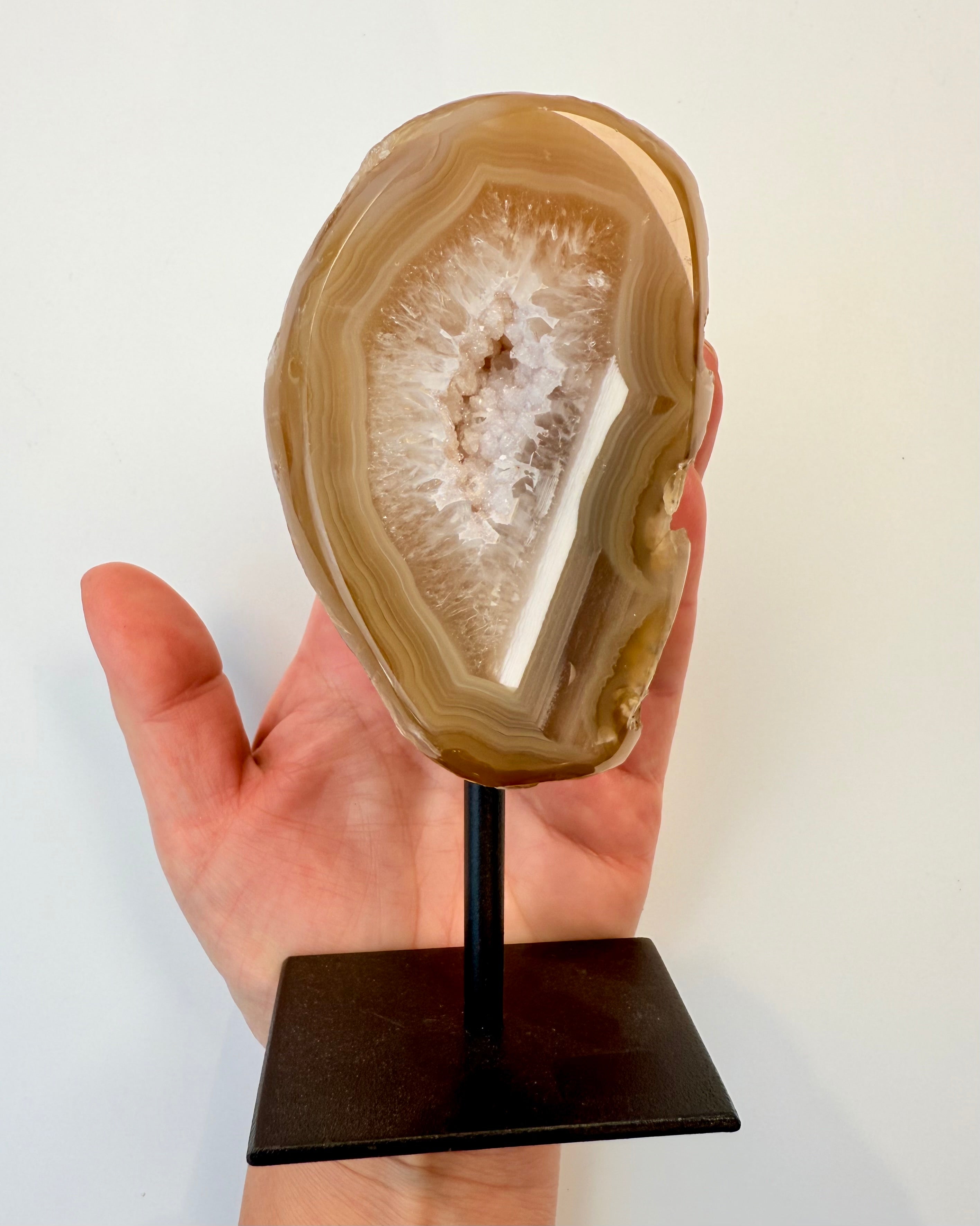 AKTIVERER DIN INDRE VØLV - KRYSTAL - UNIKA