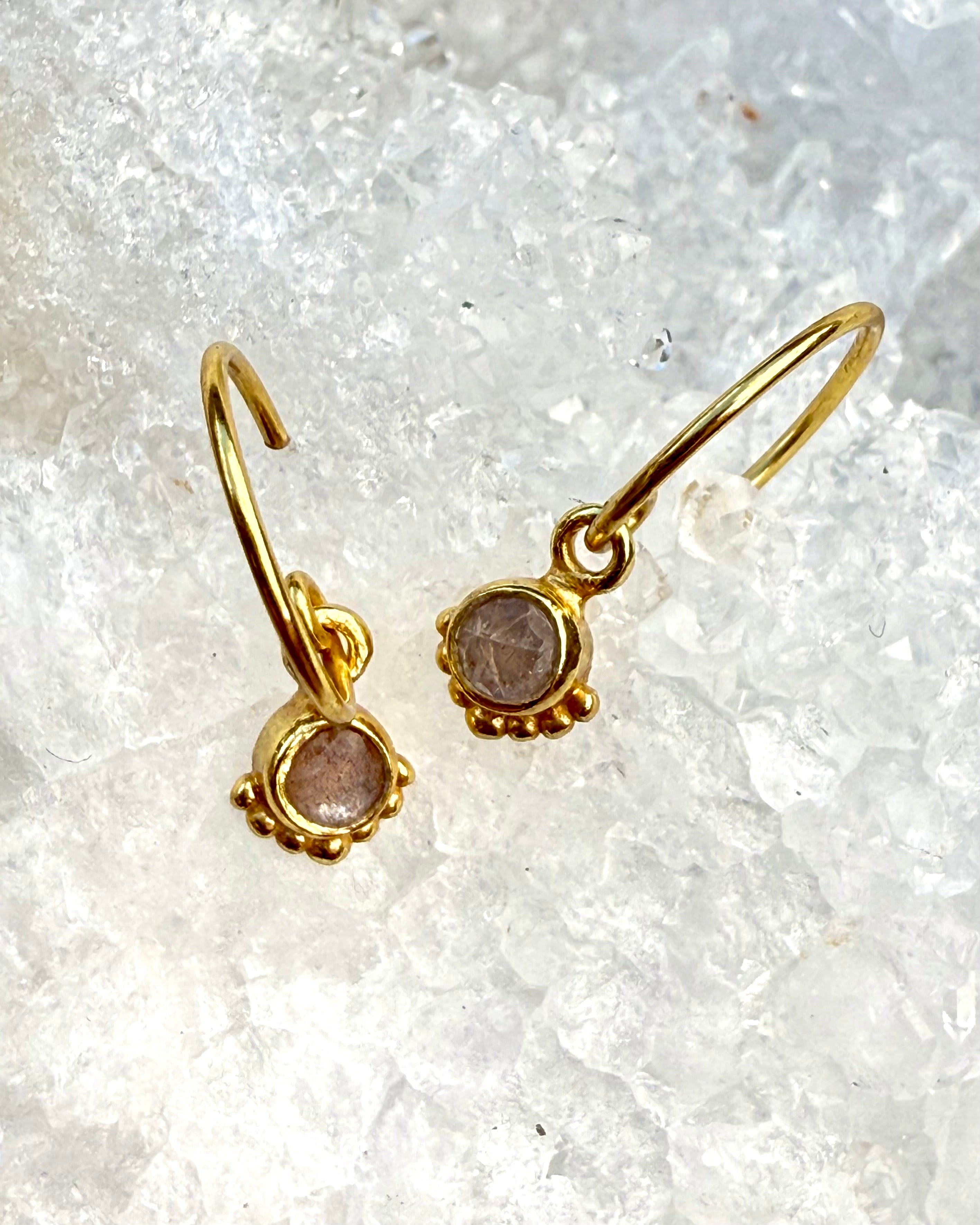 UTÆMMET - ØRERINGE - UNIKA