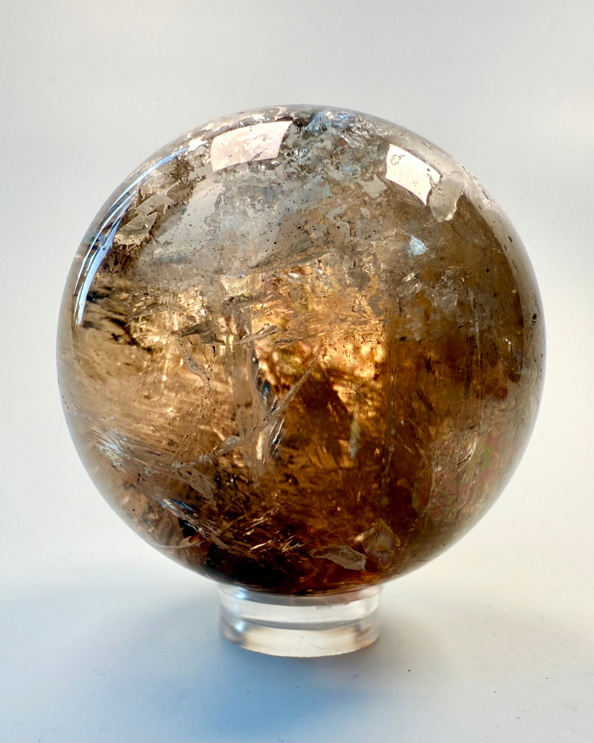 KRYSTALKUGLENS HEMMELIGHEDER - UNIKA