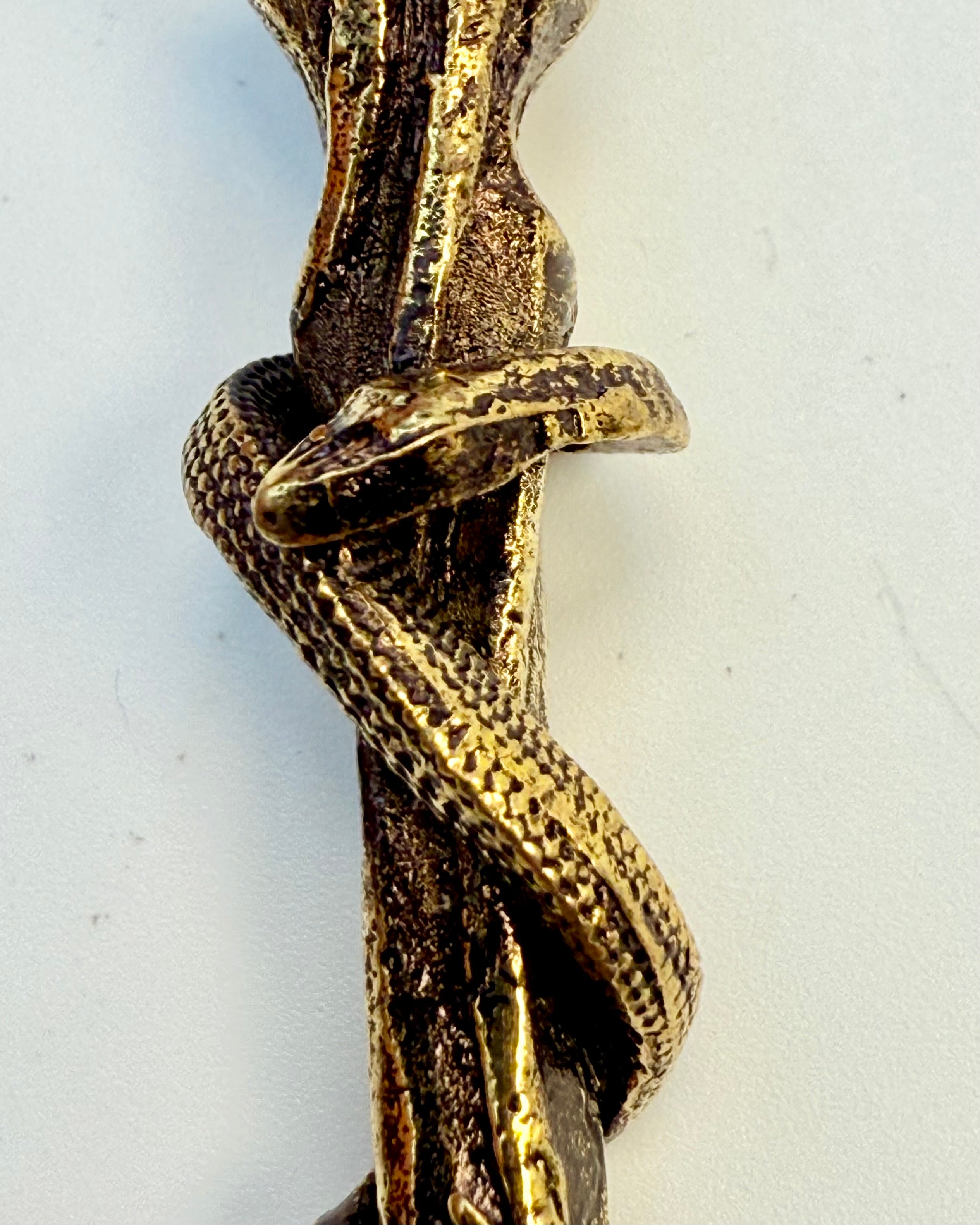 FRA SMERTE TIL LIVSKRAFT - AMULET