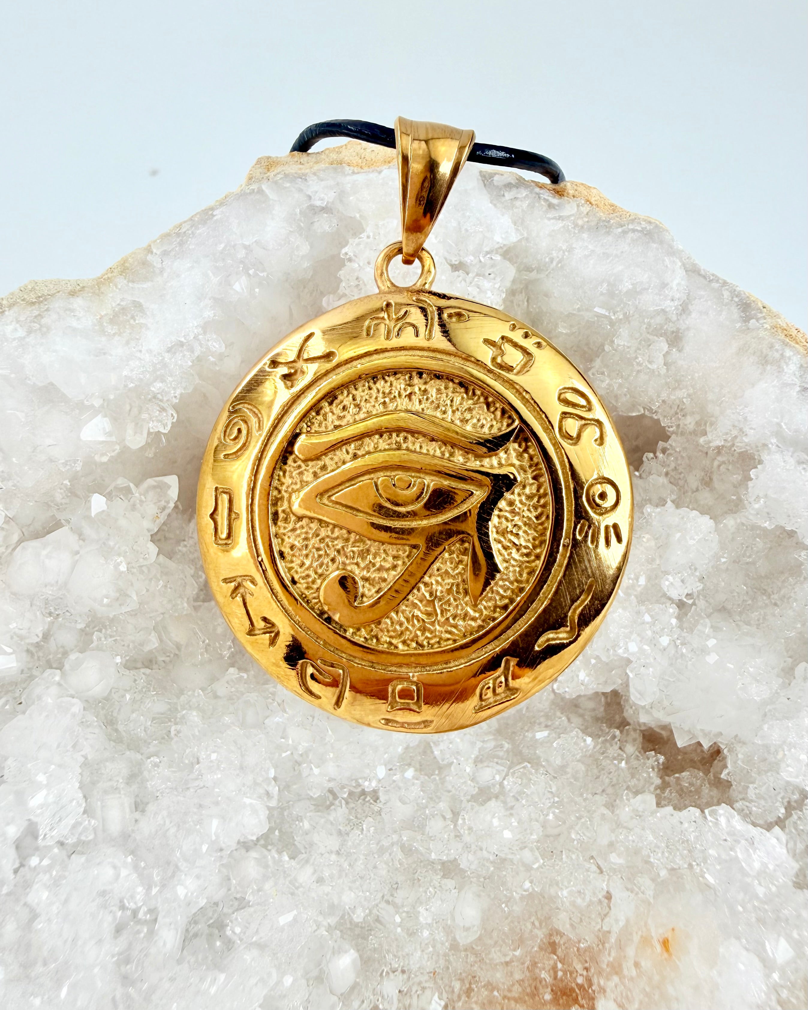 STYRKER DIT 3. ØJE - AMULET - UNIKA