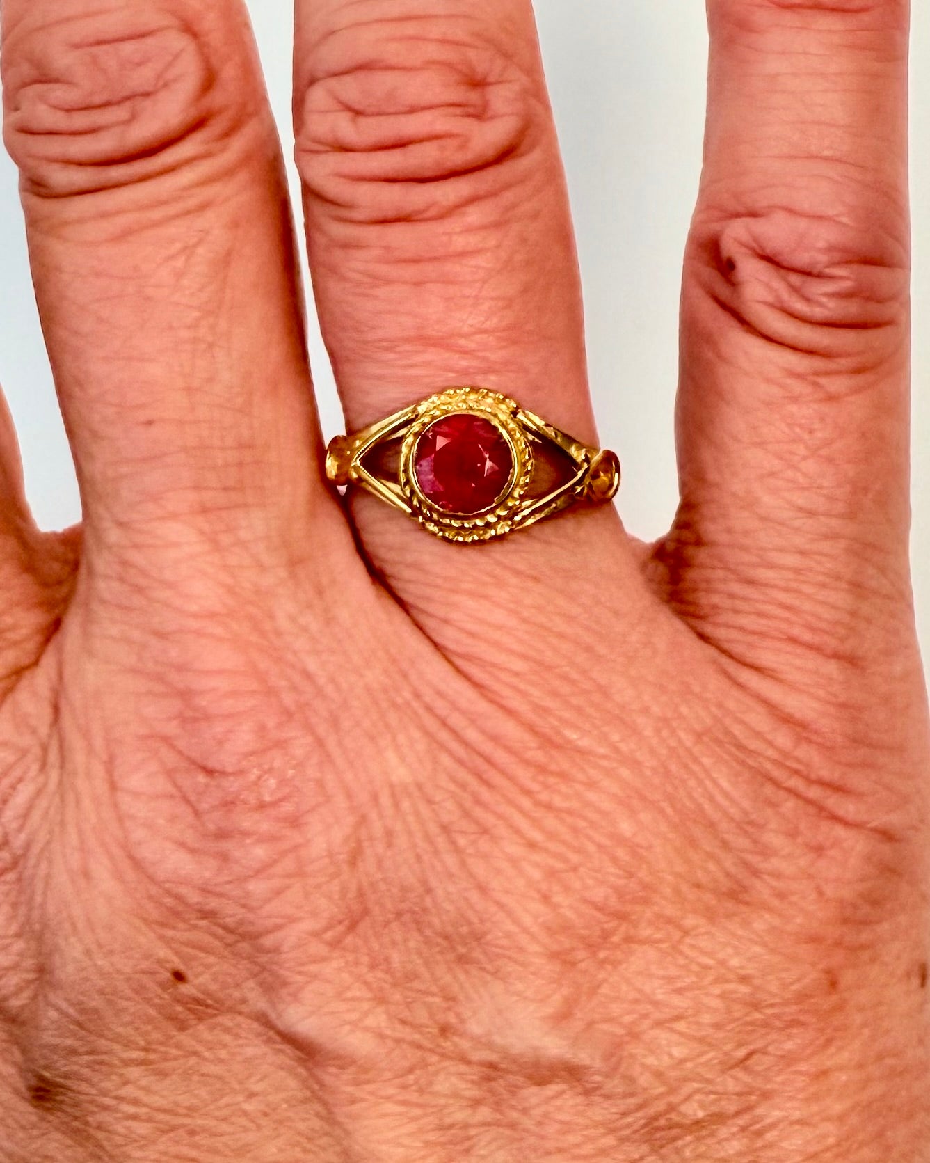 KÆRLIGHEDENS KRIGER - RING - UNIKA