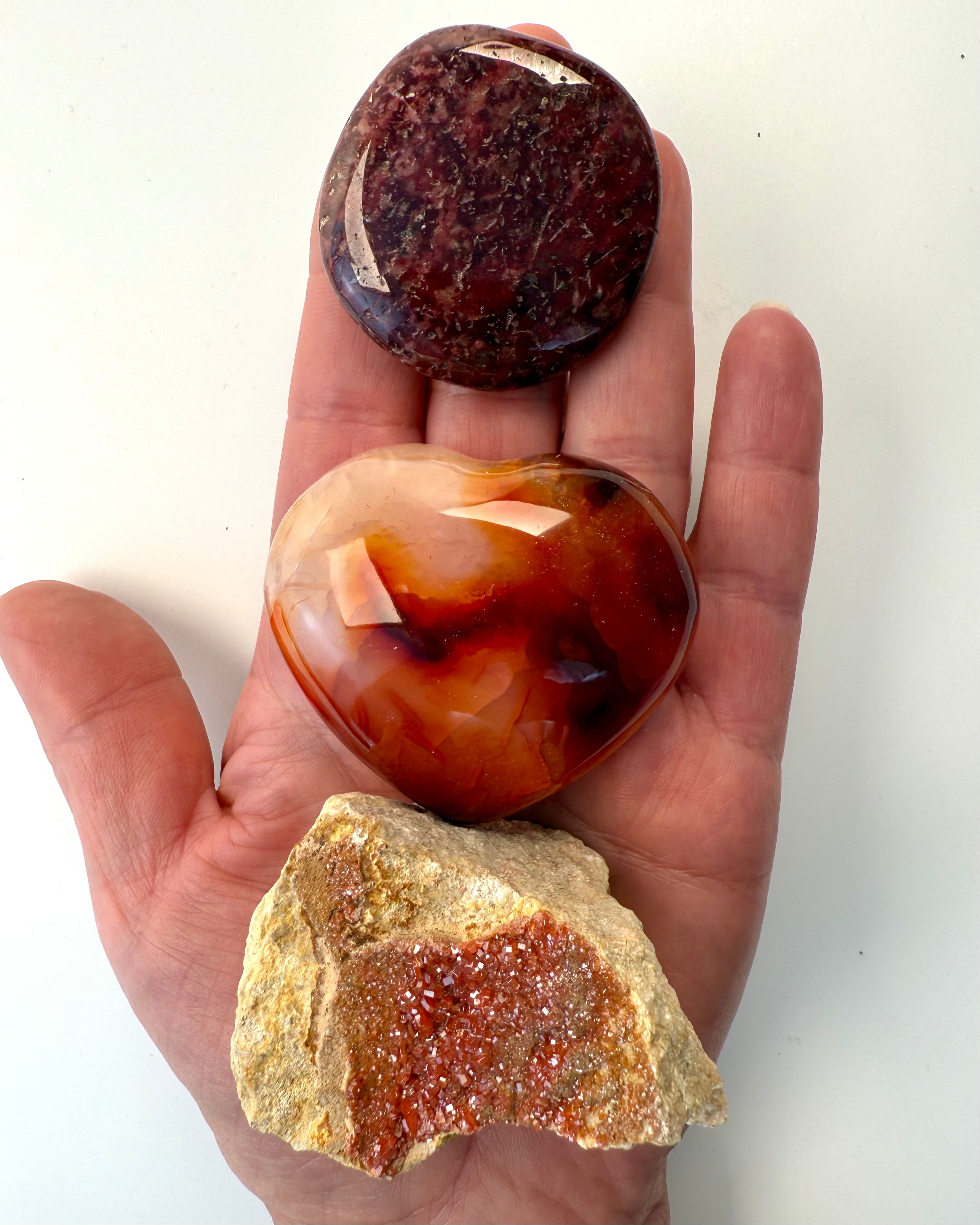 WILD AND POWERFUL - KRYSTALSÆT - UNIKA