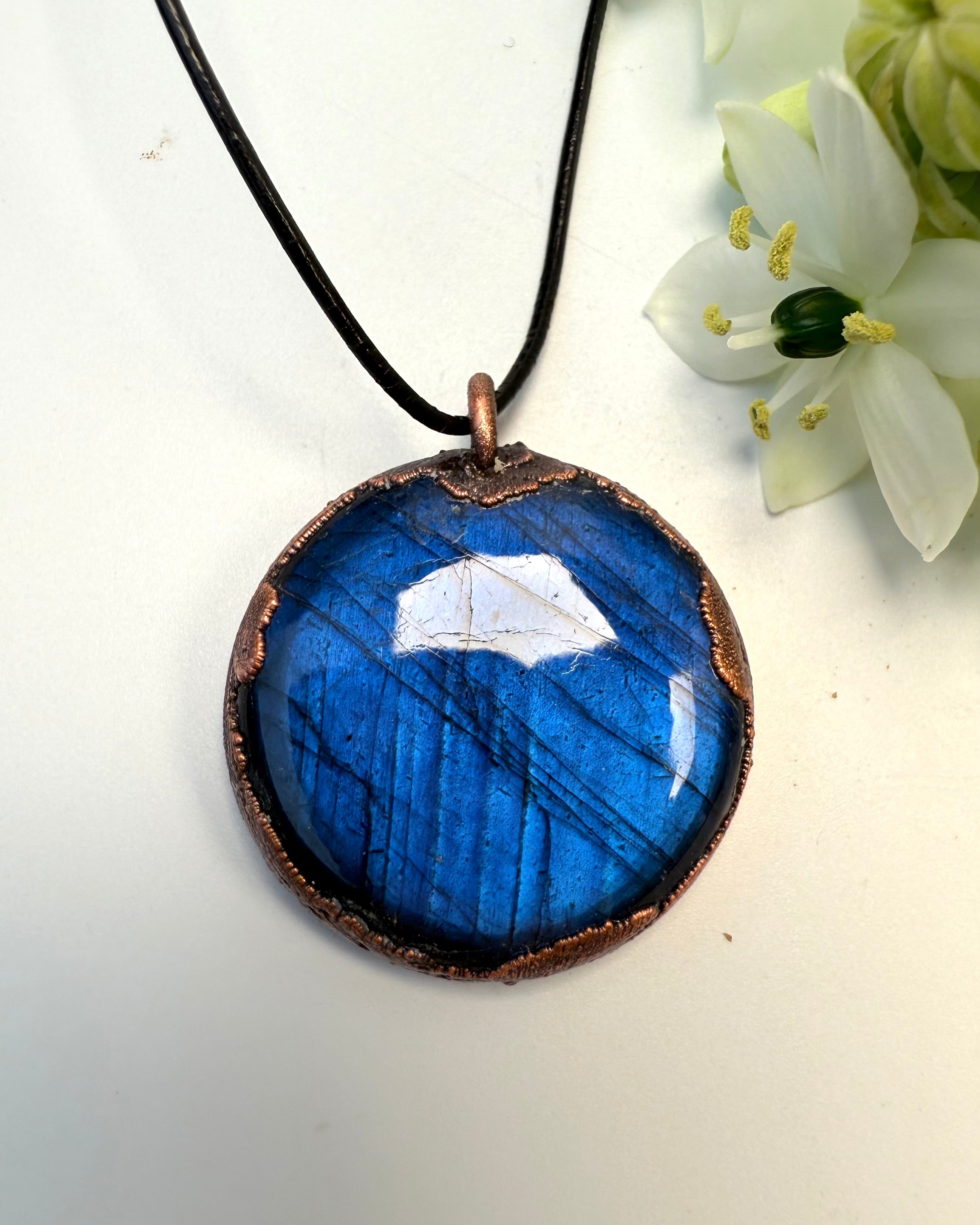 VØLVENS SPEJL - UNIKA