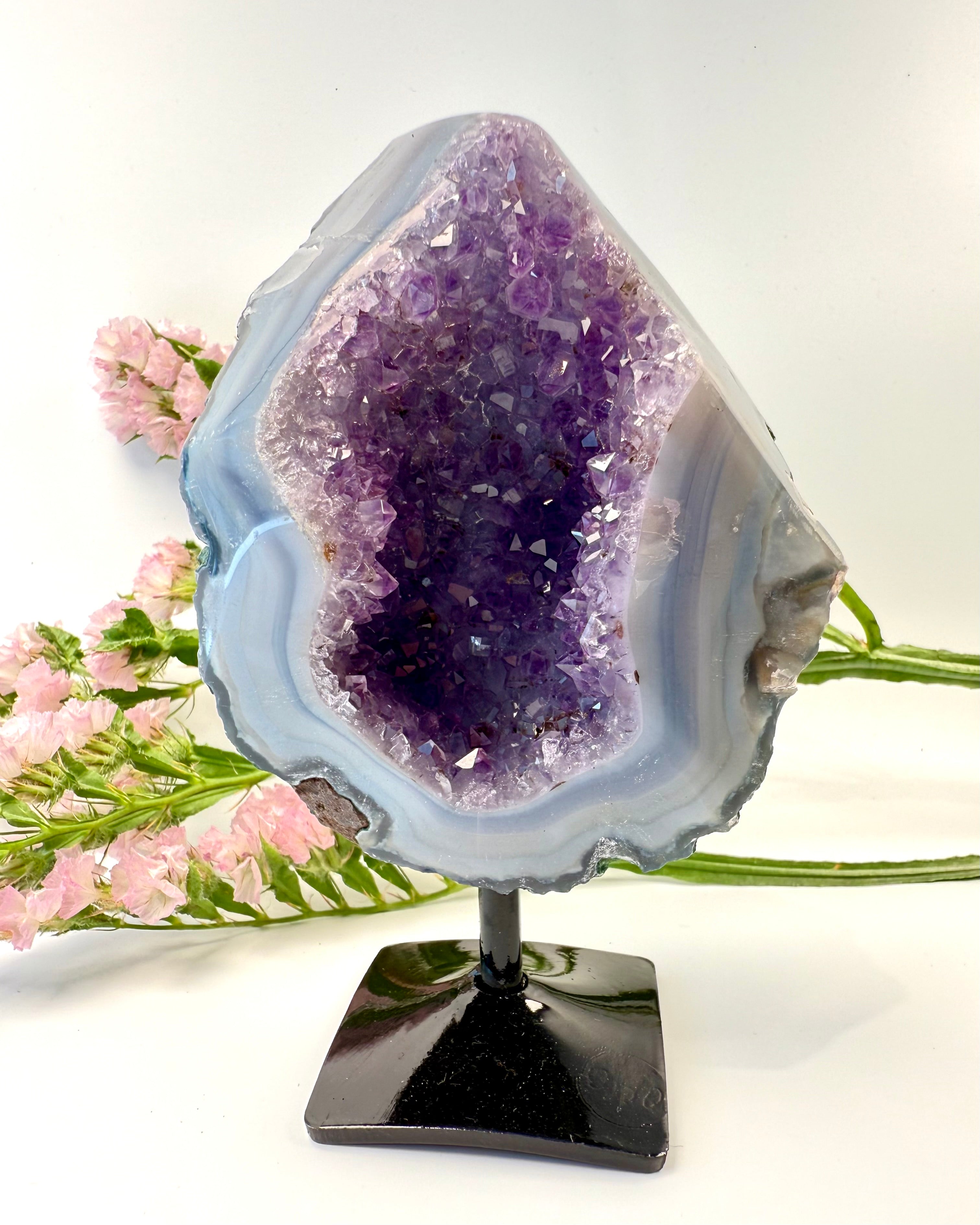 DOWNLOAD NEW LOVE - KRYSTAL - UNIKA