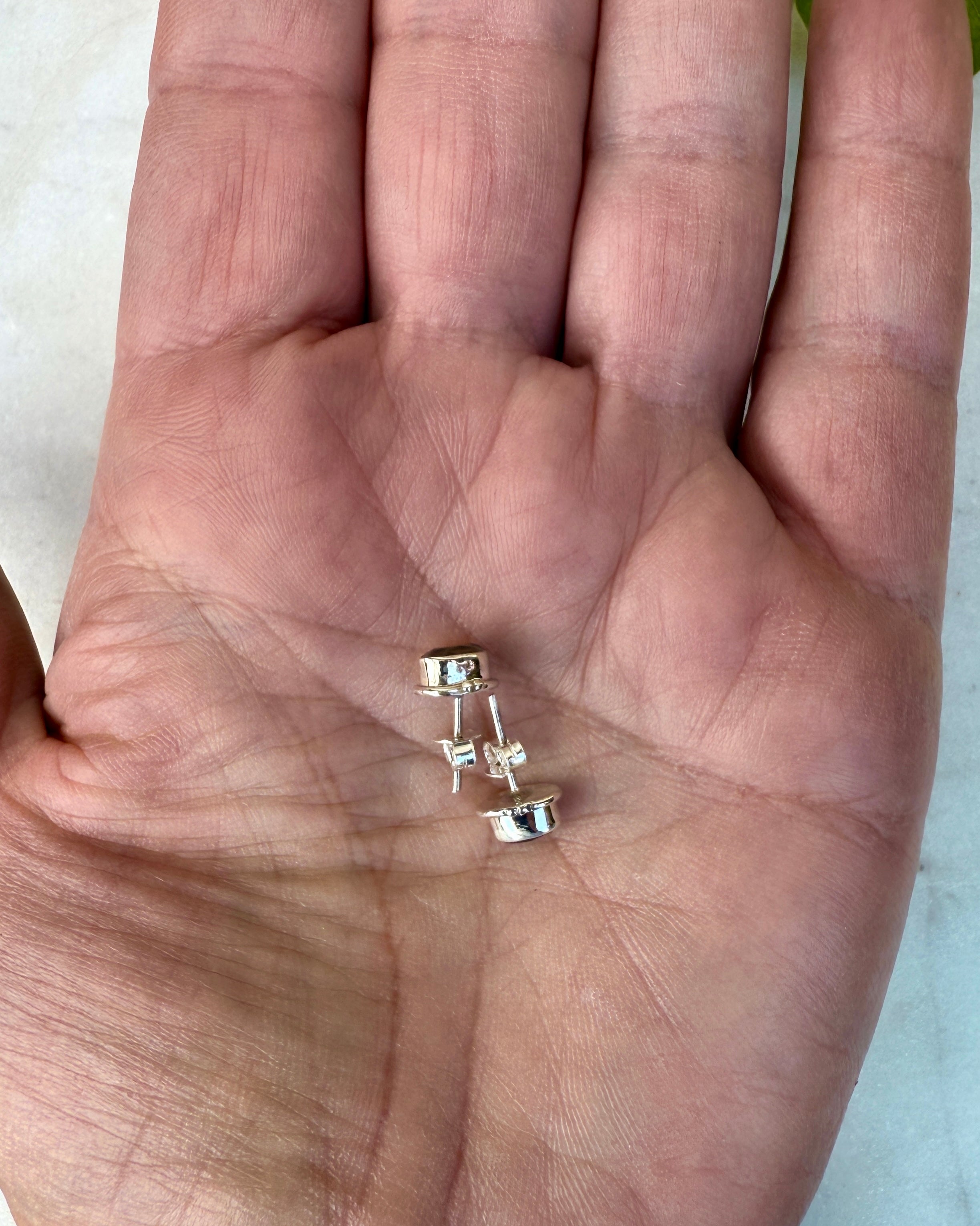 RENSER OG LØFTER ENERGIEN - ØRERINGE