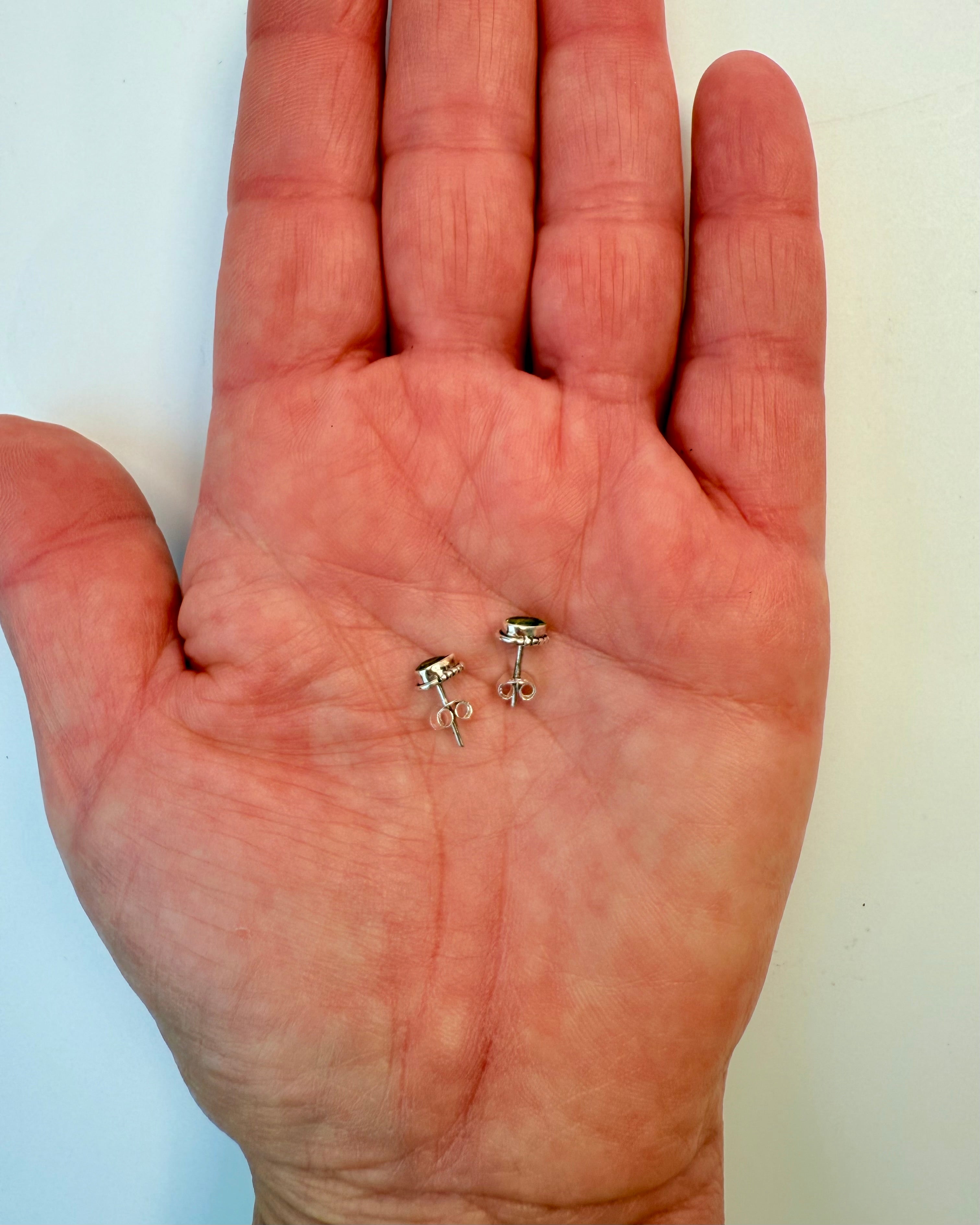 LIVETS HJERTE - ØRERINGE