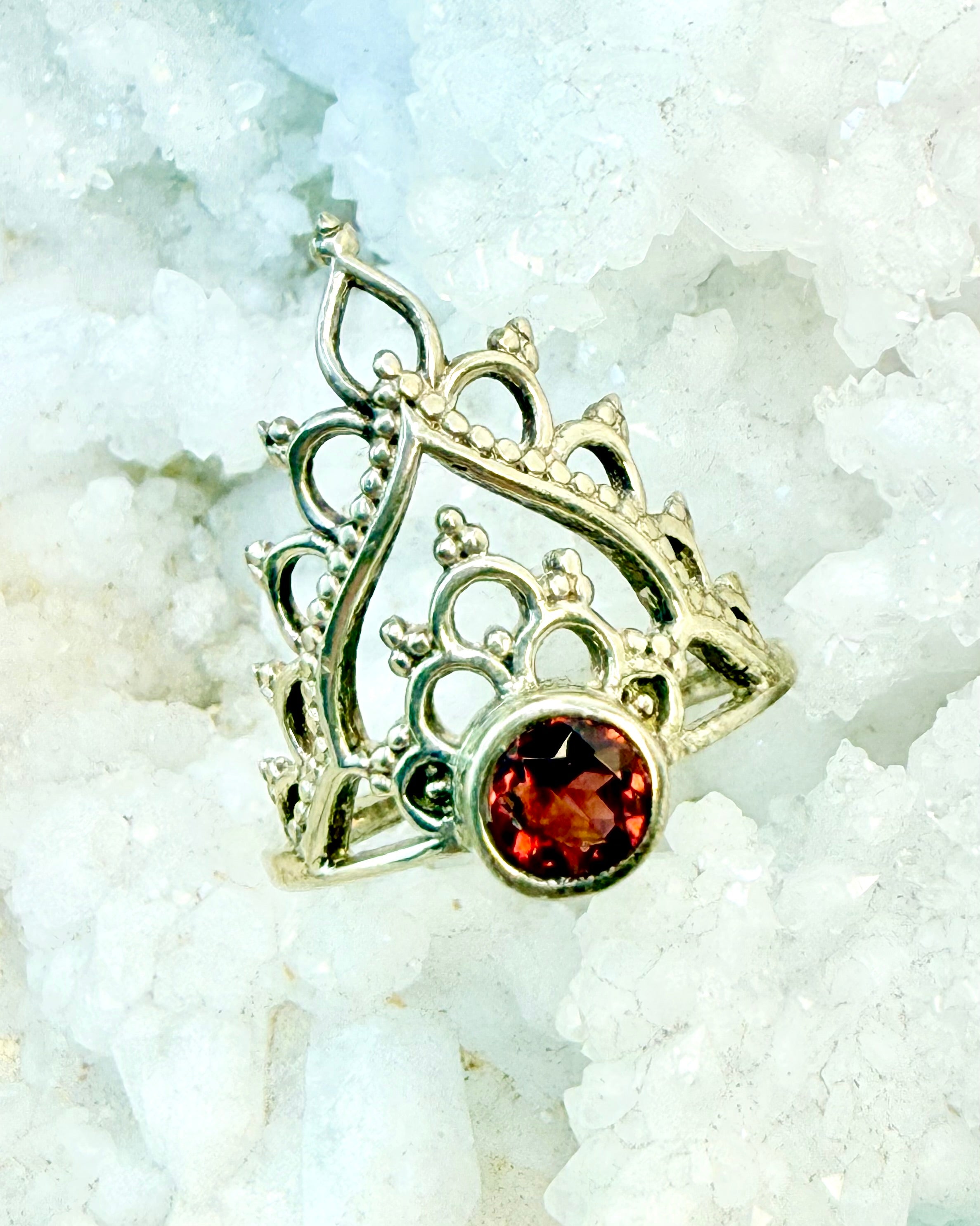 LÆR AT LYTTE TIL DIN MAVEFORNEMMELSE - RING - UNIKA