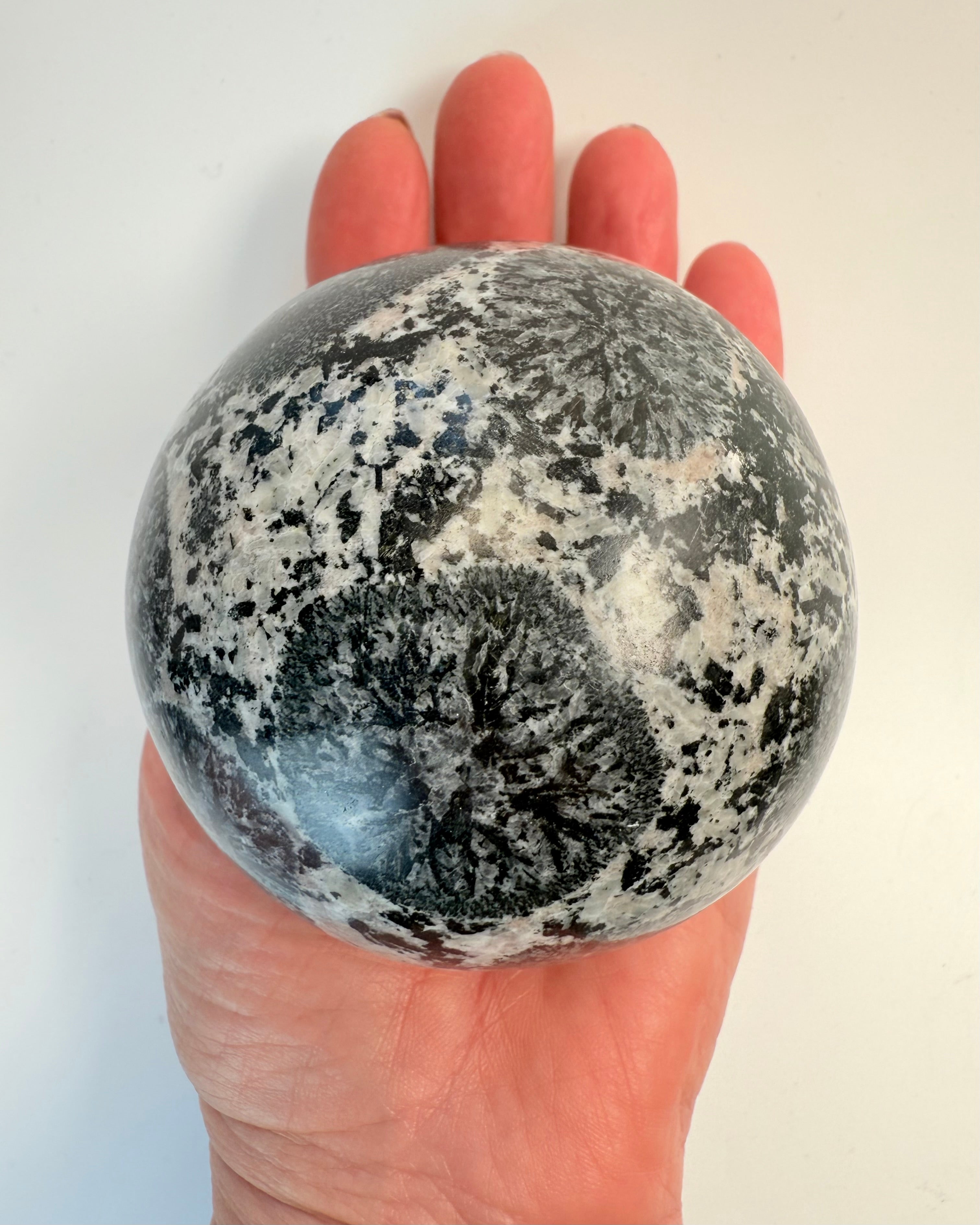 HEKSENS MÅNEÆG 2 tilb