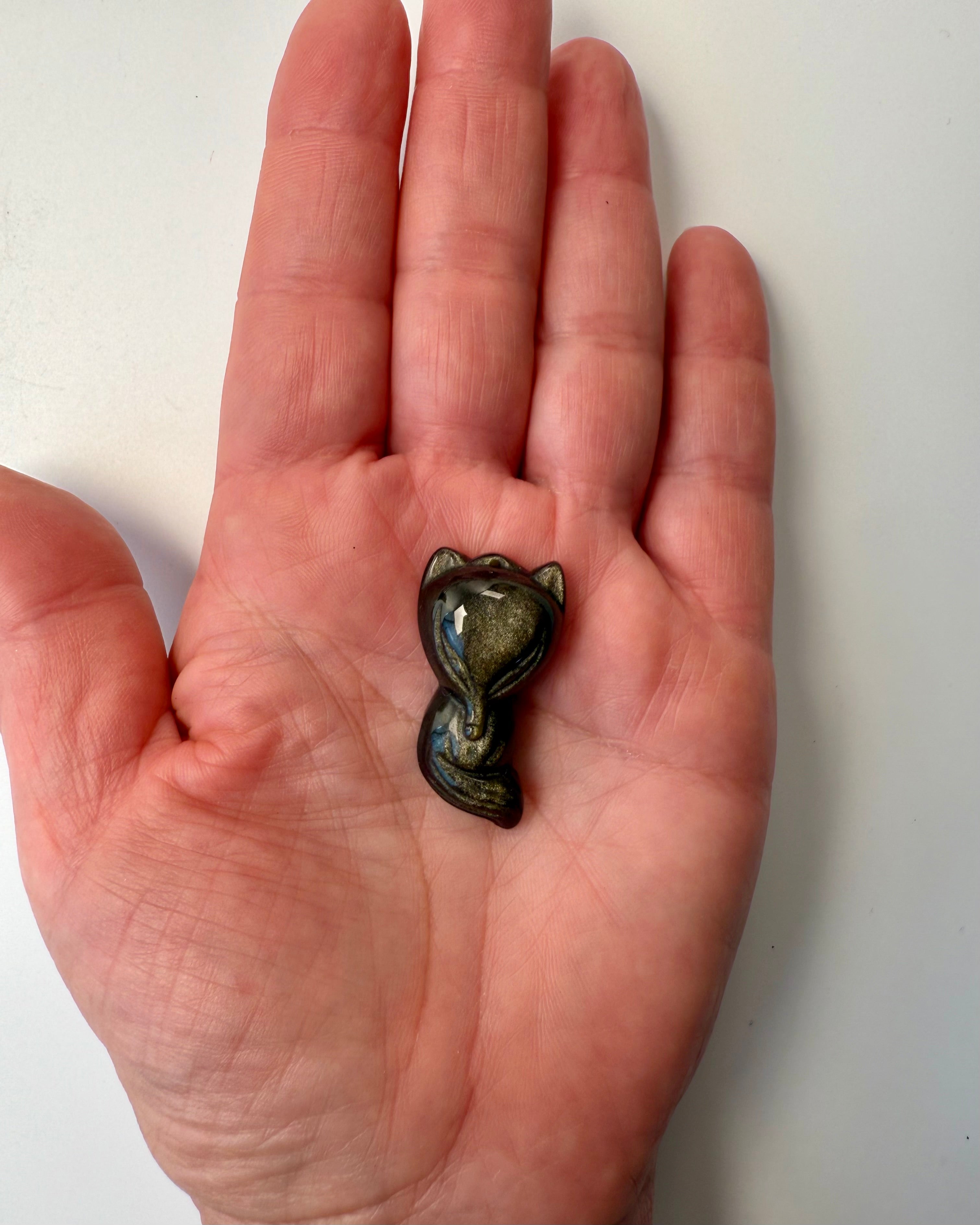 THE RULE BREAKER - RÆV - UNIKA