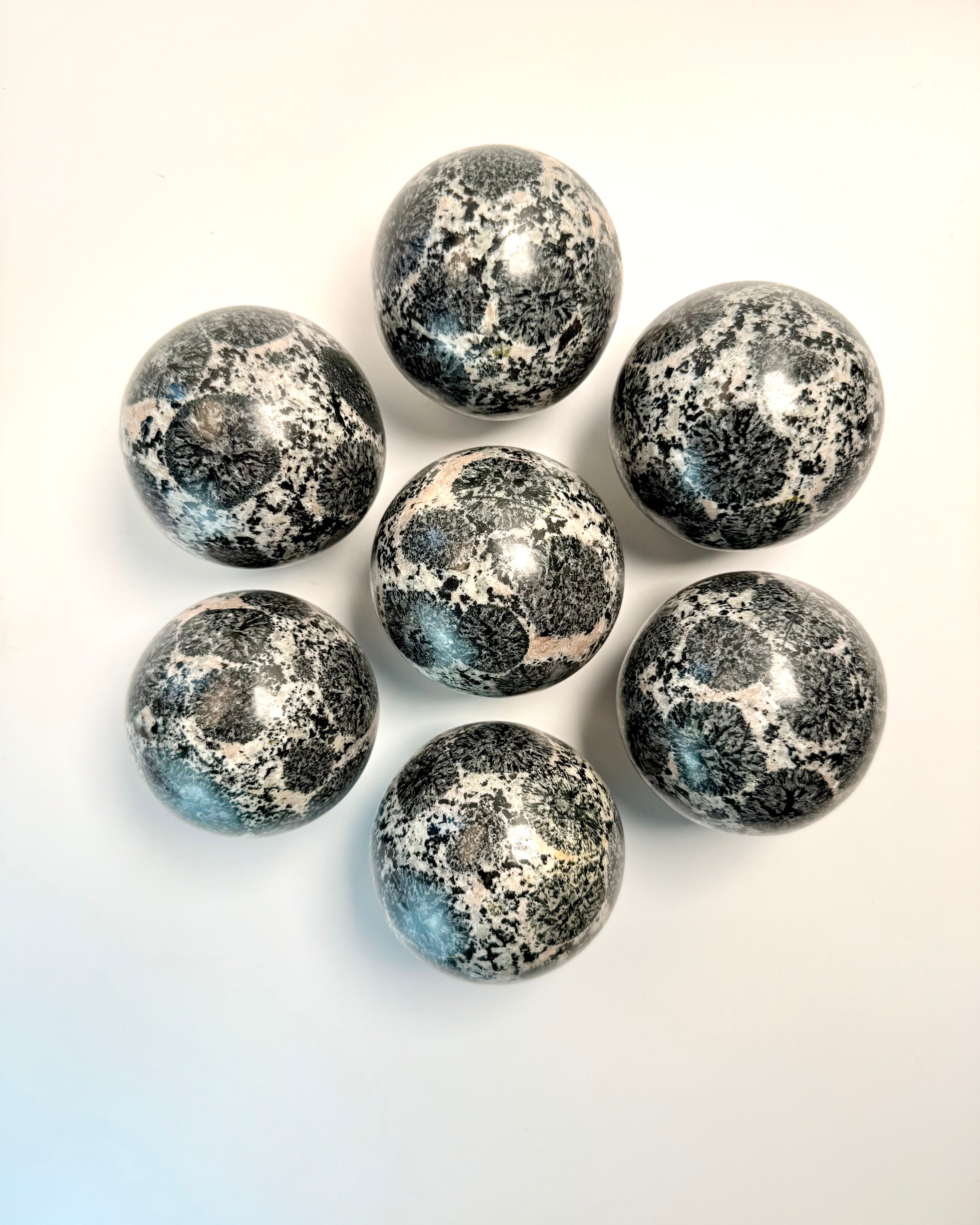 HEKSENS MÅNEÆG 2 tilb