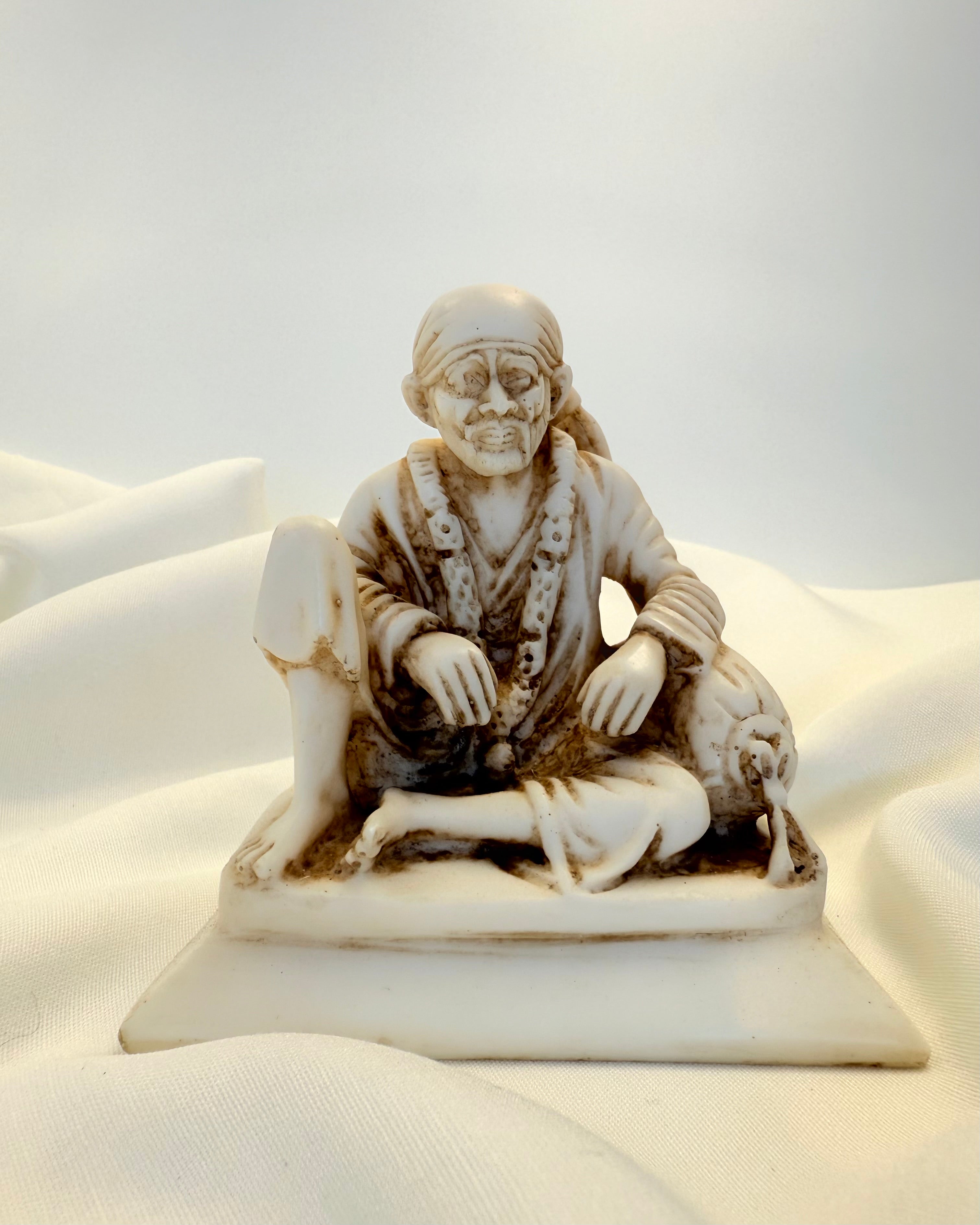 KUNSTEN AT VÆRE I NUET - FIGUR - UNIKA