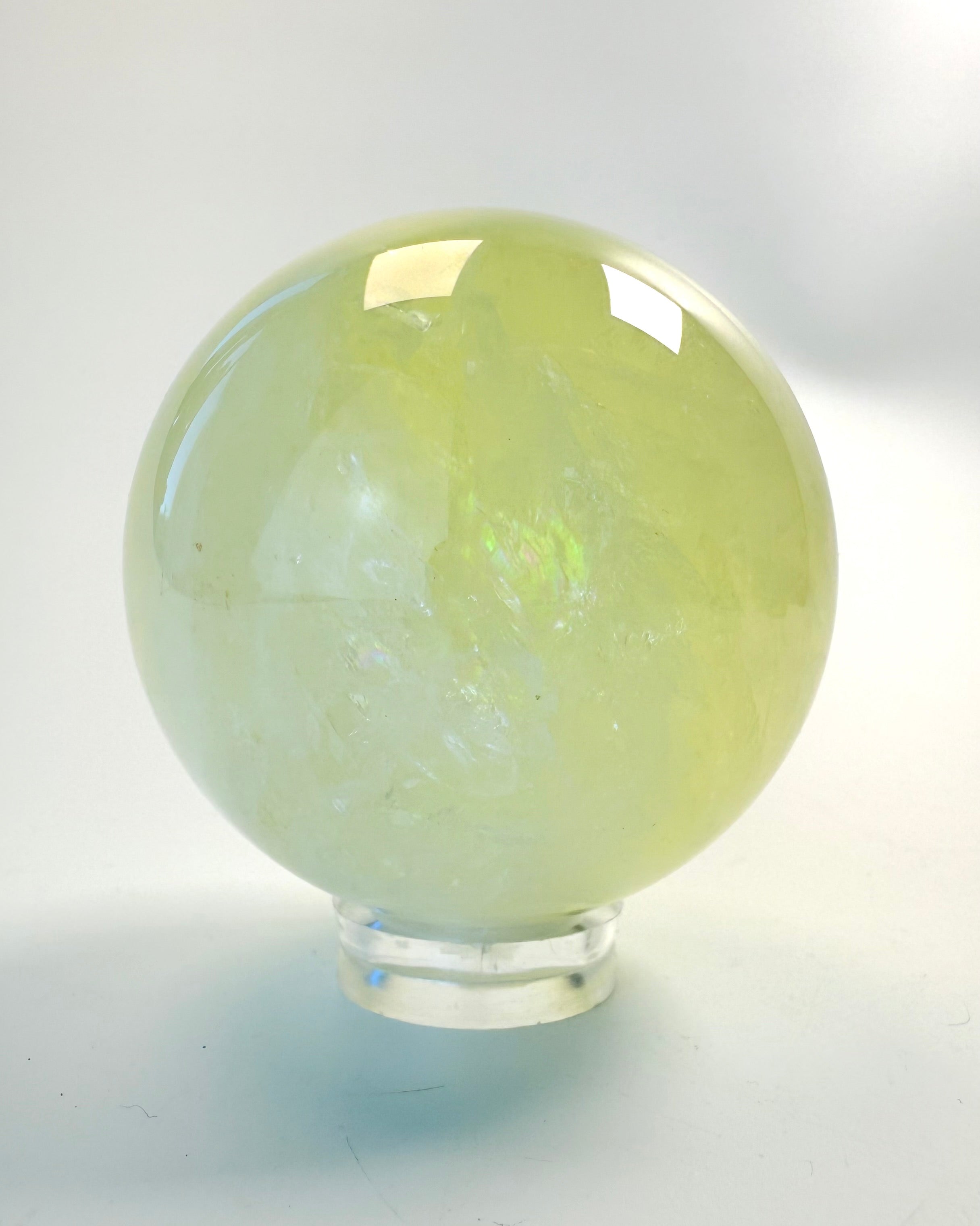 FEMININ INTELLIGENS - KRYSTALKUGLE - UNIKA