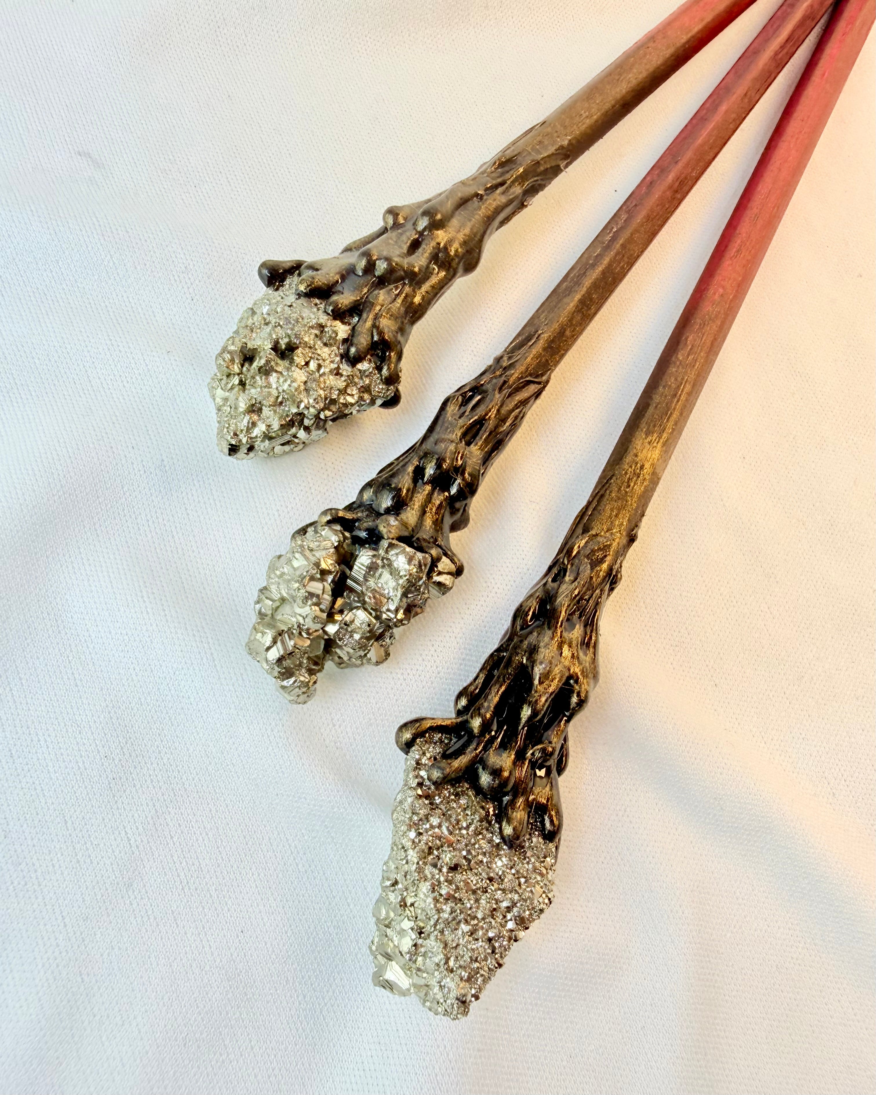 VILD, STÆRK OG STÅLFAST - BLYANT