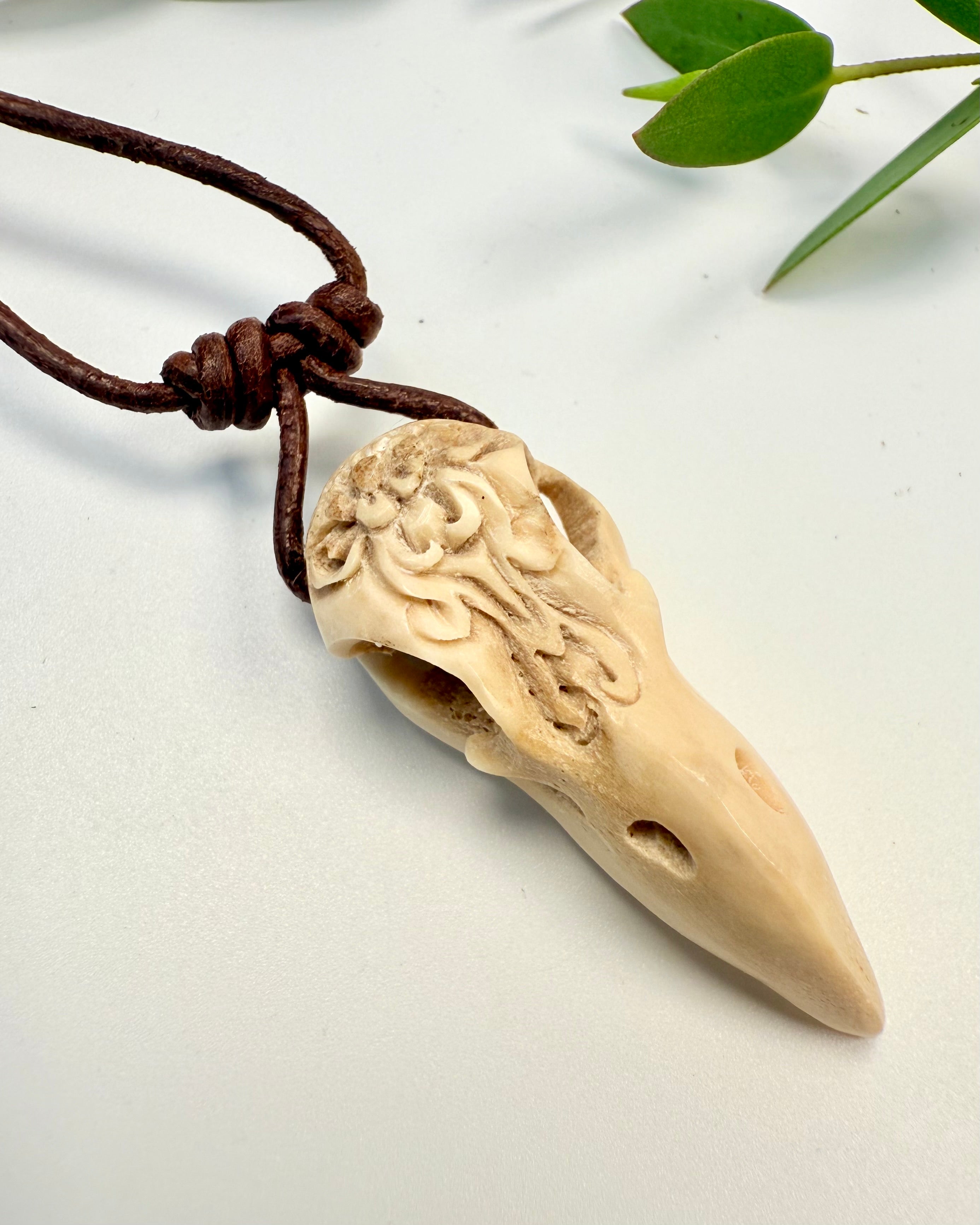 KLOGSKAB OG INDSIGT - AMULET - UNIKA