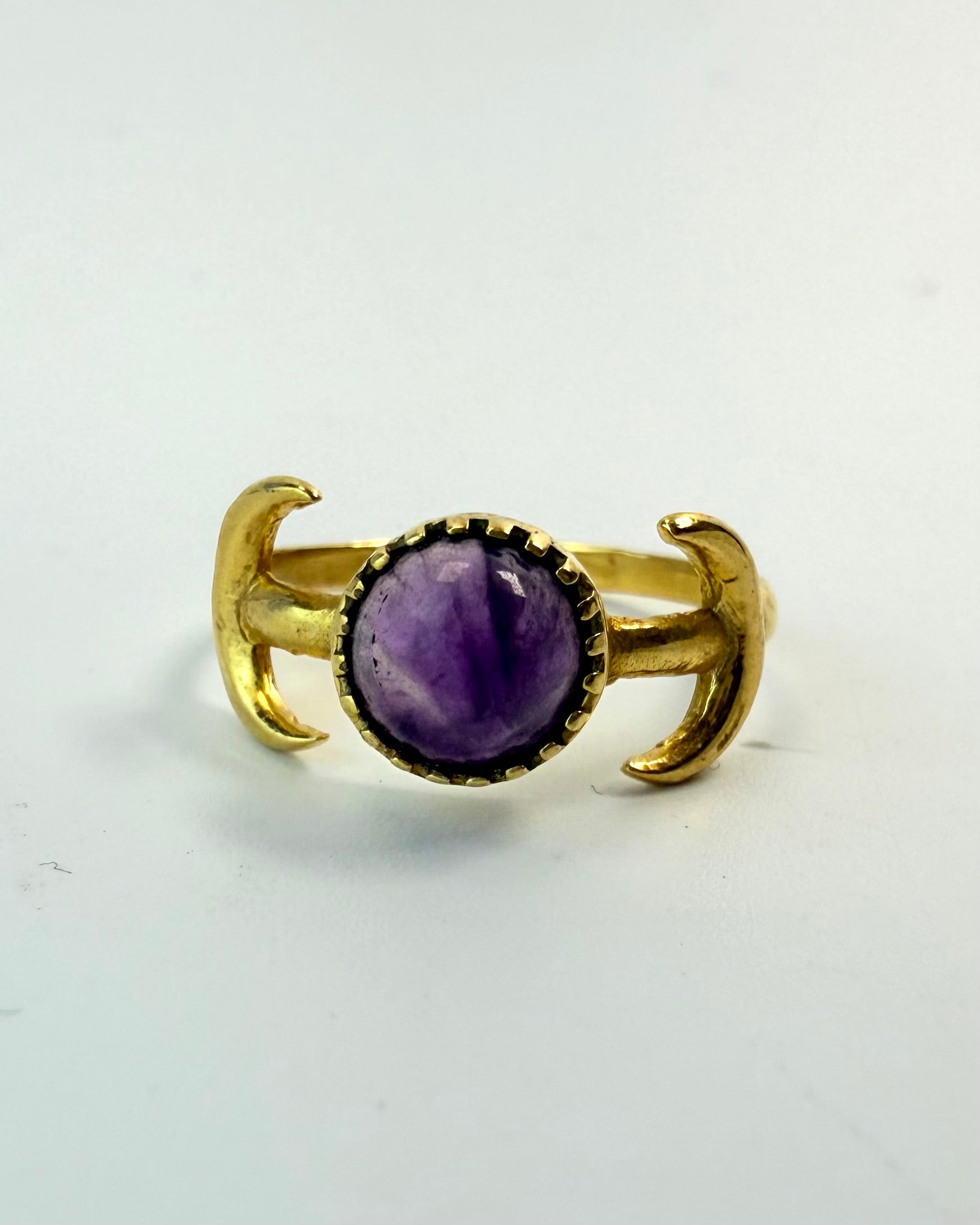 MÅNESKÆR OG TRYLLESTØV - RING
