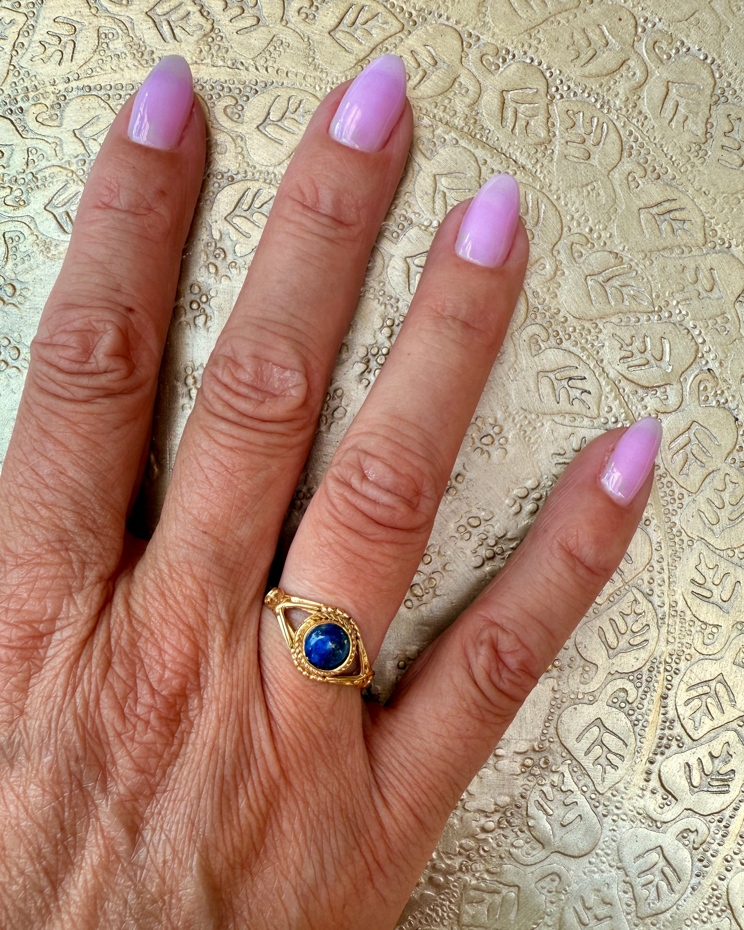 PÅ REJSE IND I SJÆLEN - RING - UNIKA