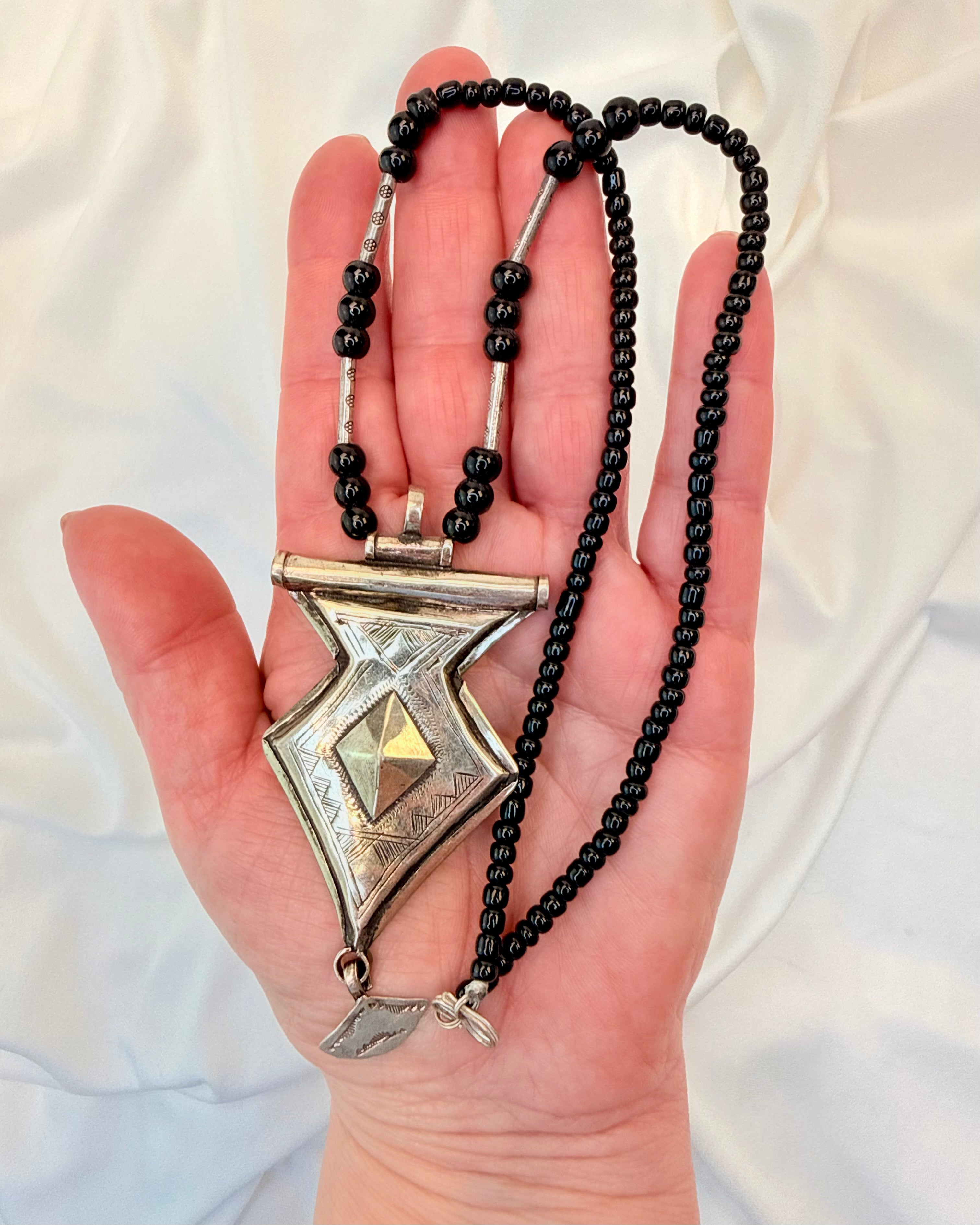 FREMMER DIN SPIRITUELLE PROCES - TALISMAN - UNIKA
