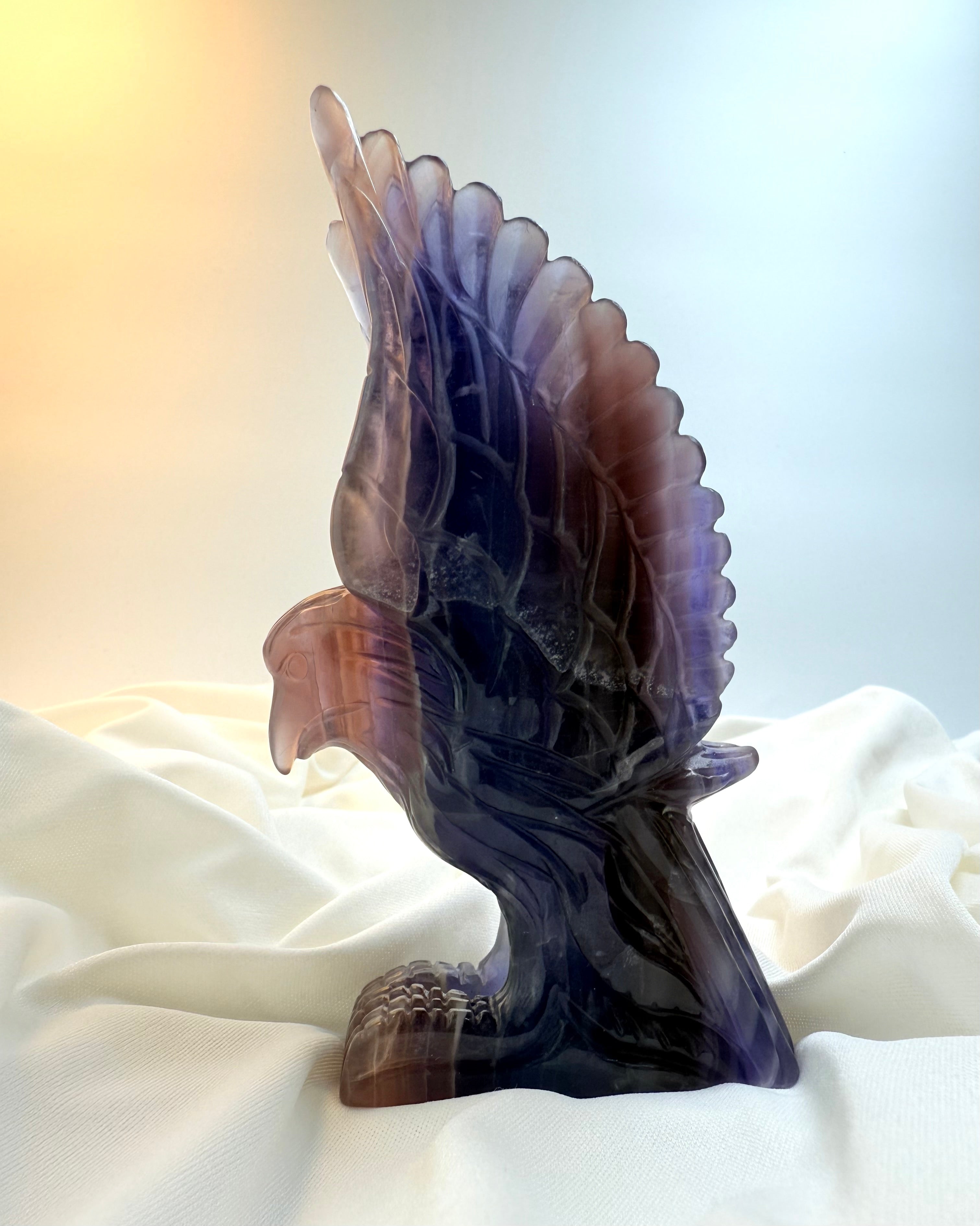 DEN DER SER, FØR ANDRE FORSTÅR - ØRN - UNIKA