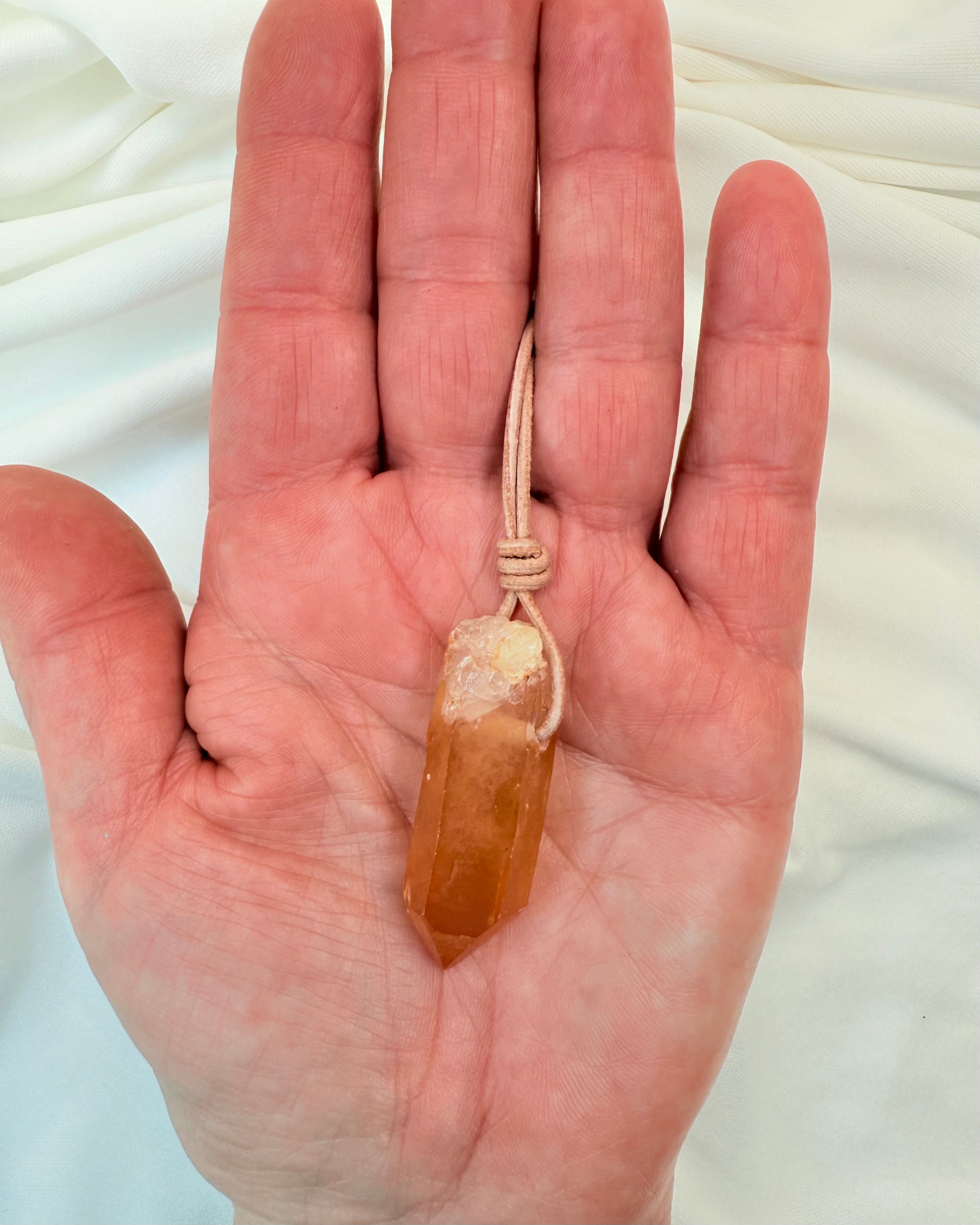 SELF REFLECTION - AMULET 1 tilb