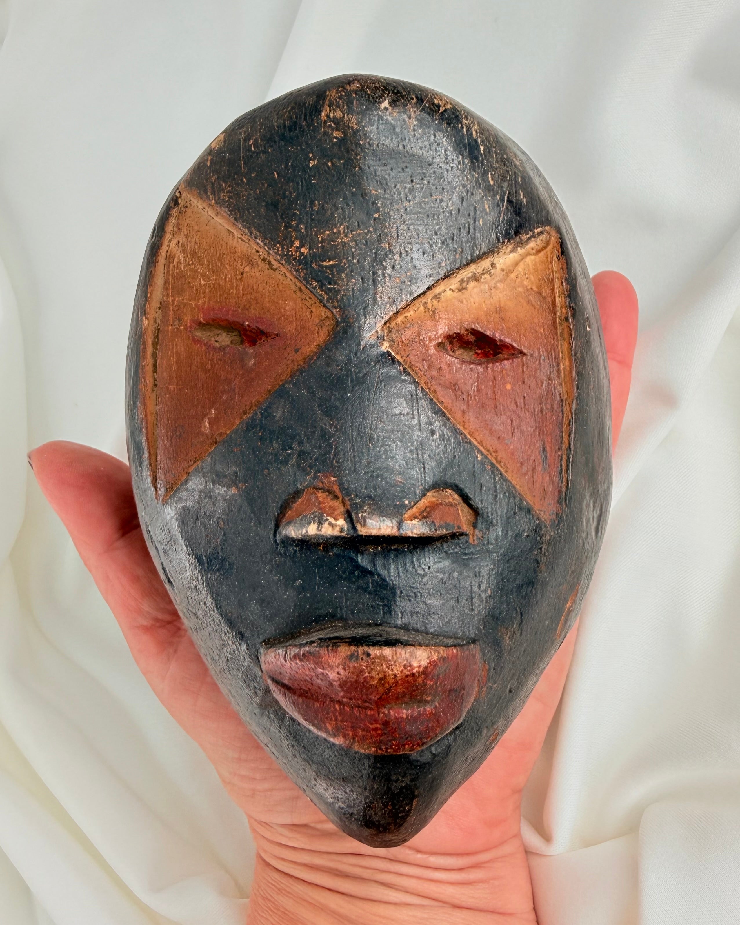 OVERVIND FRYGT OG USIKKERHED - MASKE - UNIKA