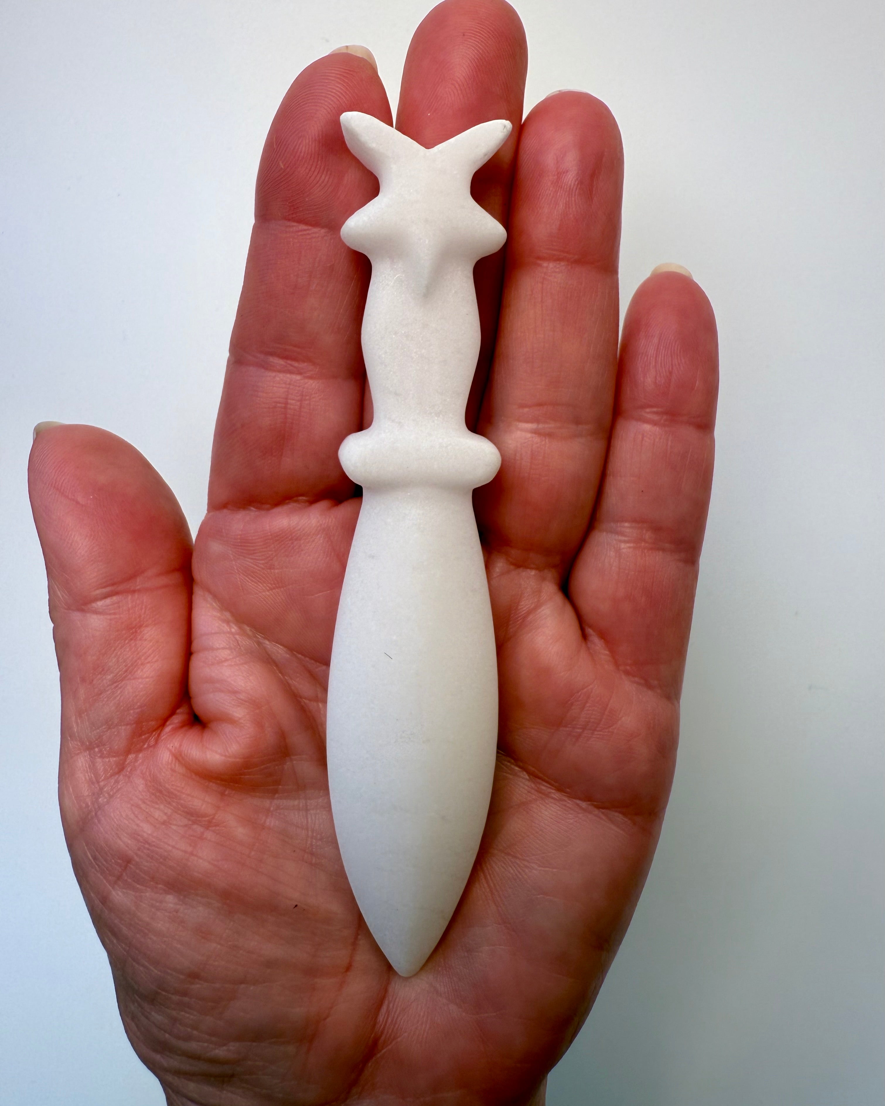 FRI - DAGGERT - UNIKA