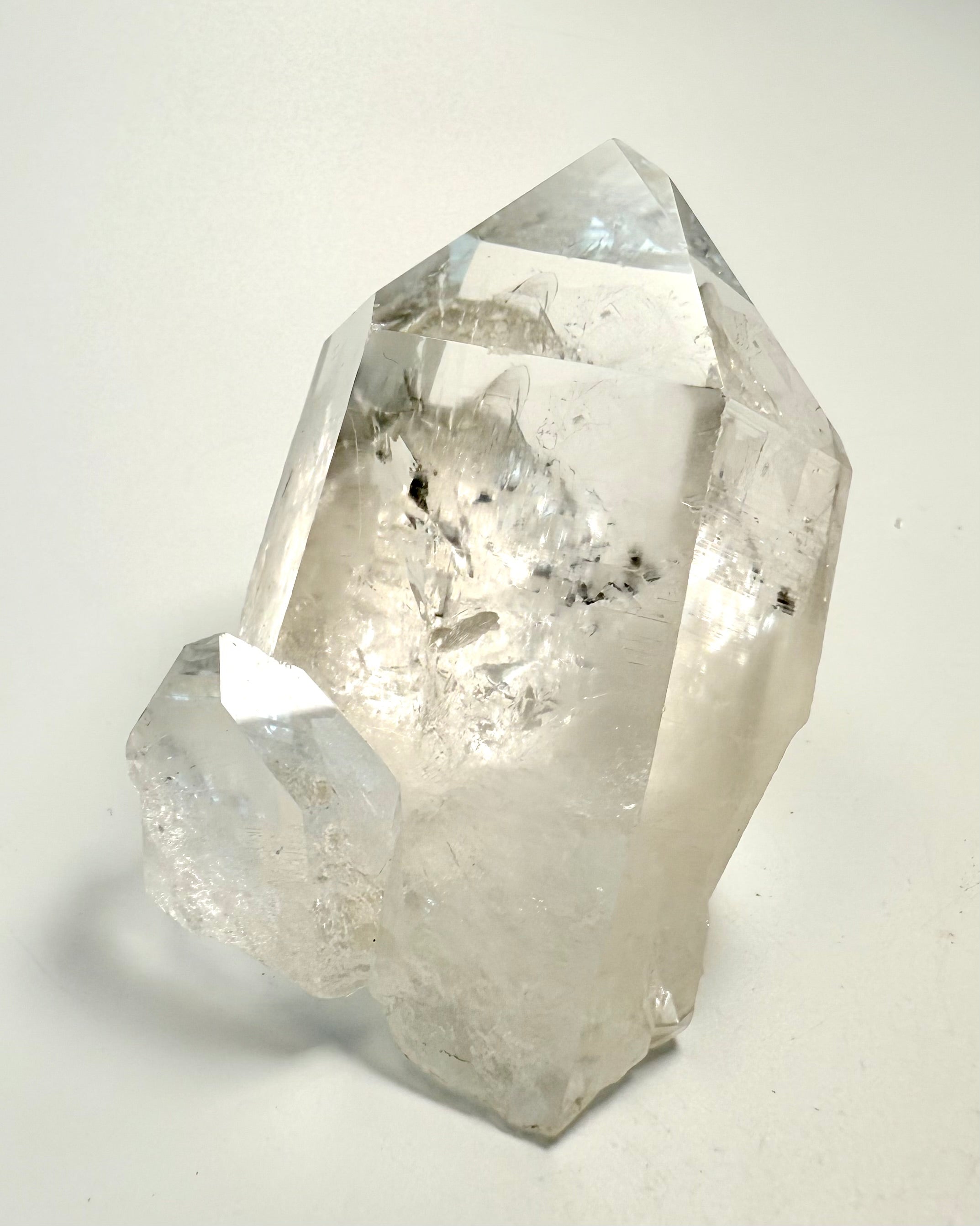 HALO INTELLIGENCE - KRYSTAL - UNIKA