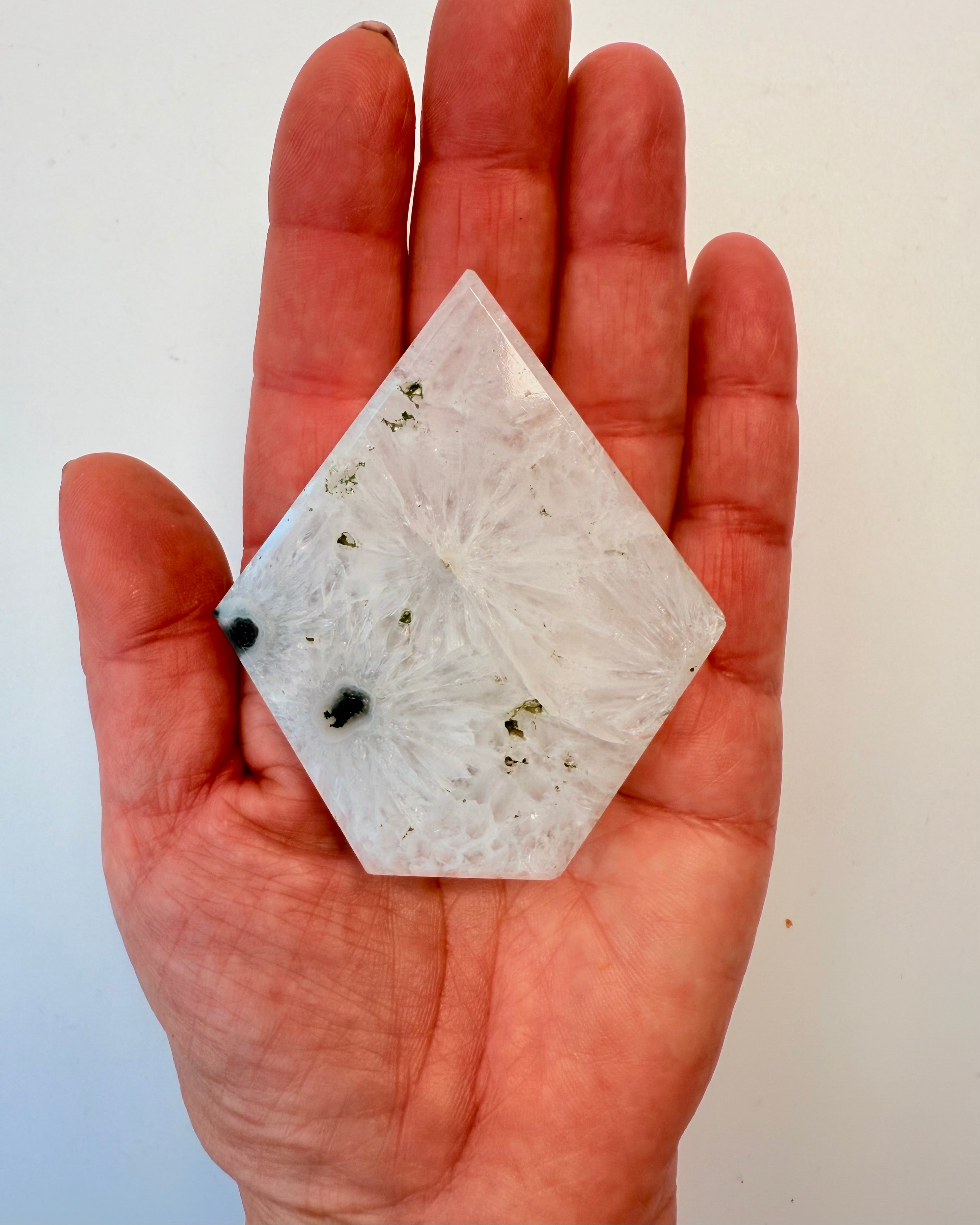 MERE OVERSKUD - KRYSTAL - UNIKA