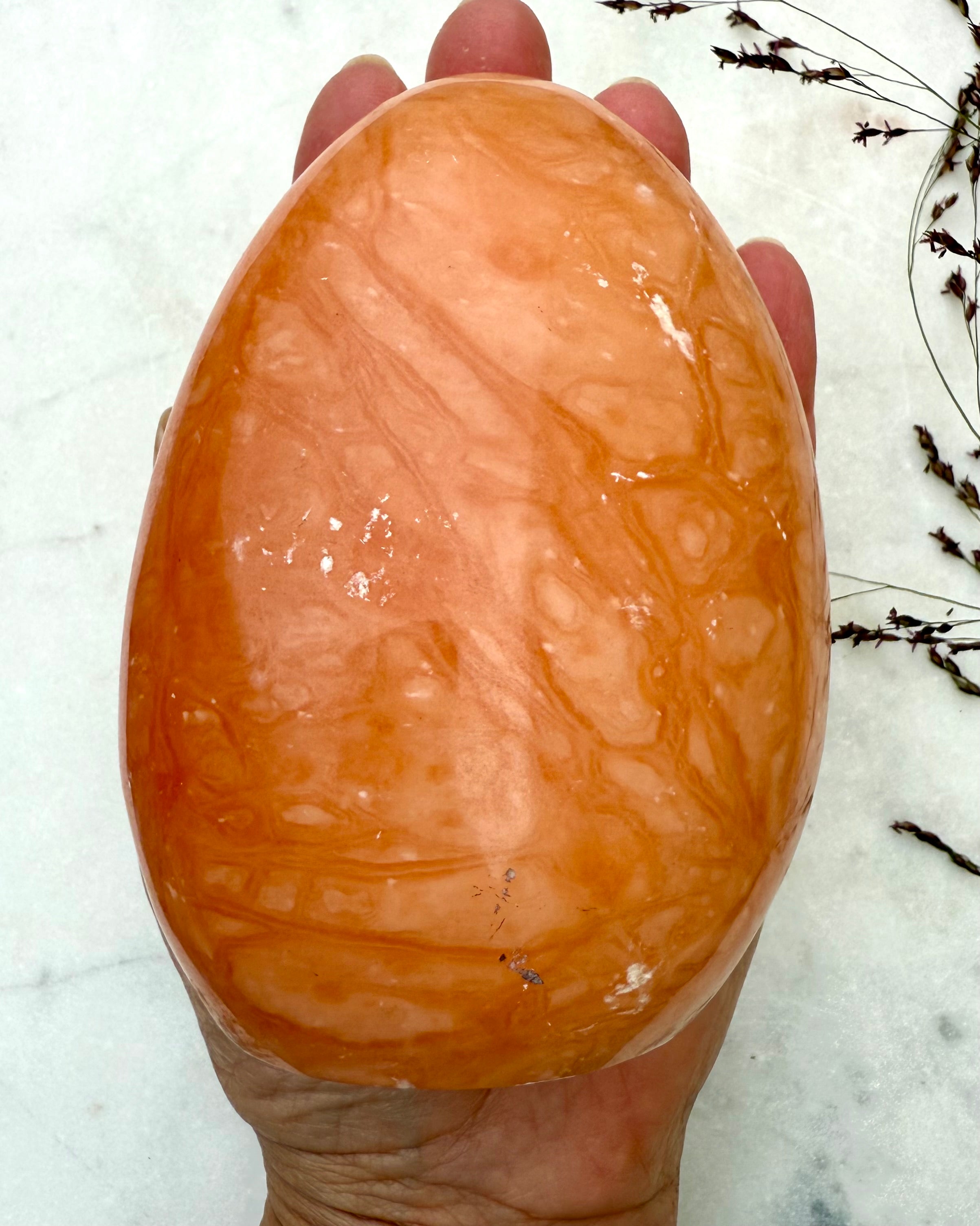 EN HVISKEN FRA FORTIDEN - KRYSTAL - UNIKA