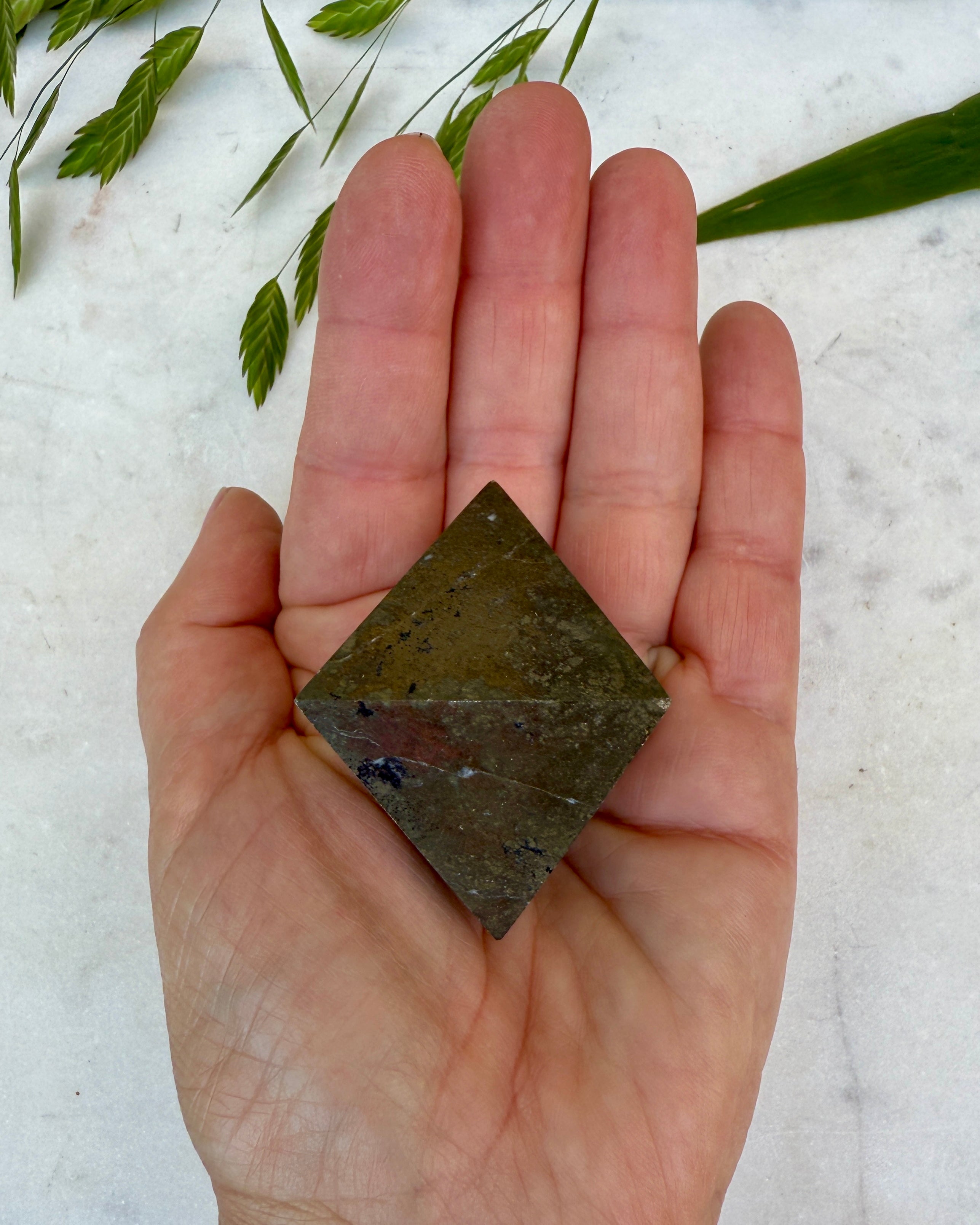 STÆRK KOMMUNIKATION - KRYSTAL