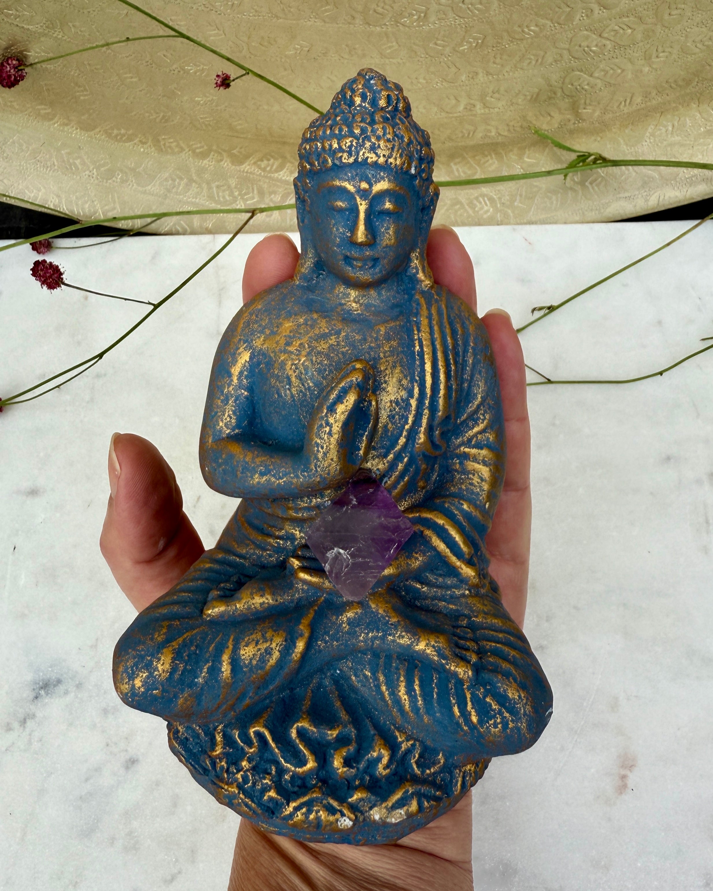 TILTRÆK DET DU ØNSKER DIG - BUDDHA