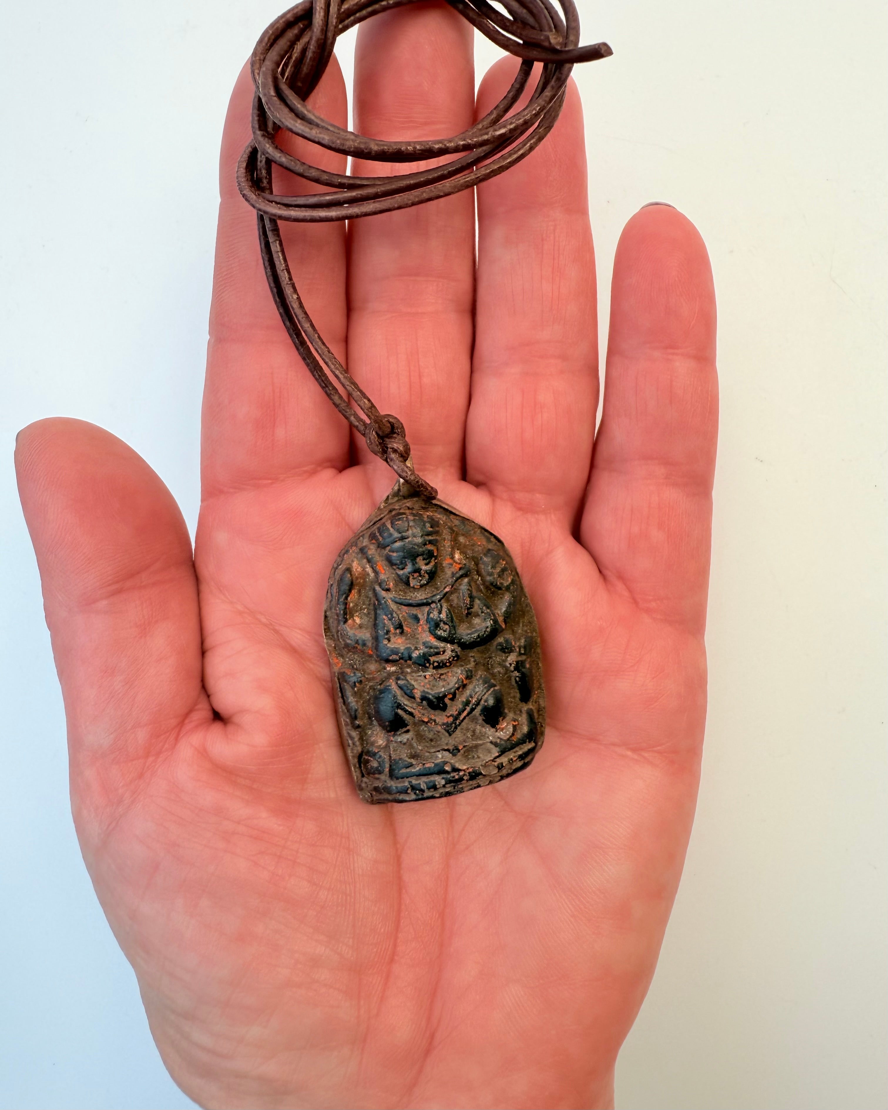 GUARDIAN OF PASSAGE - TALISMAN - UNIKA