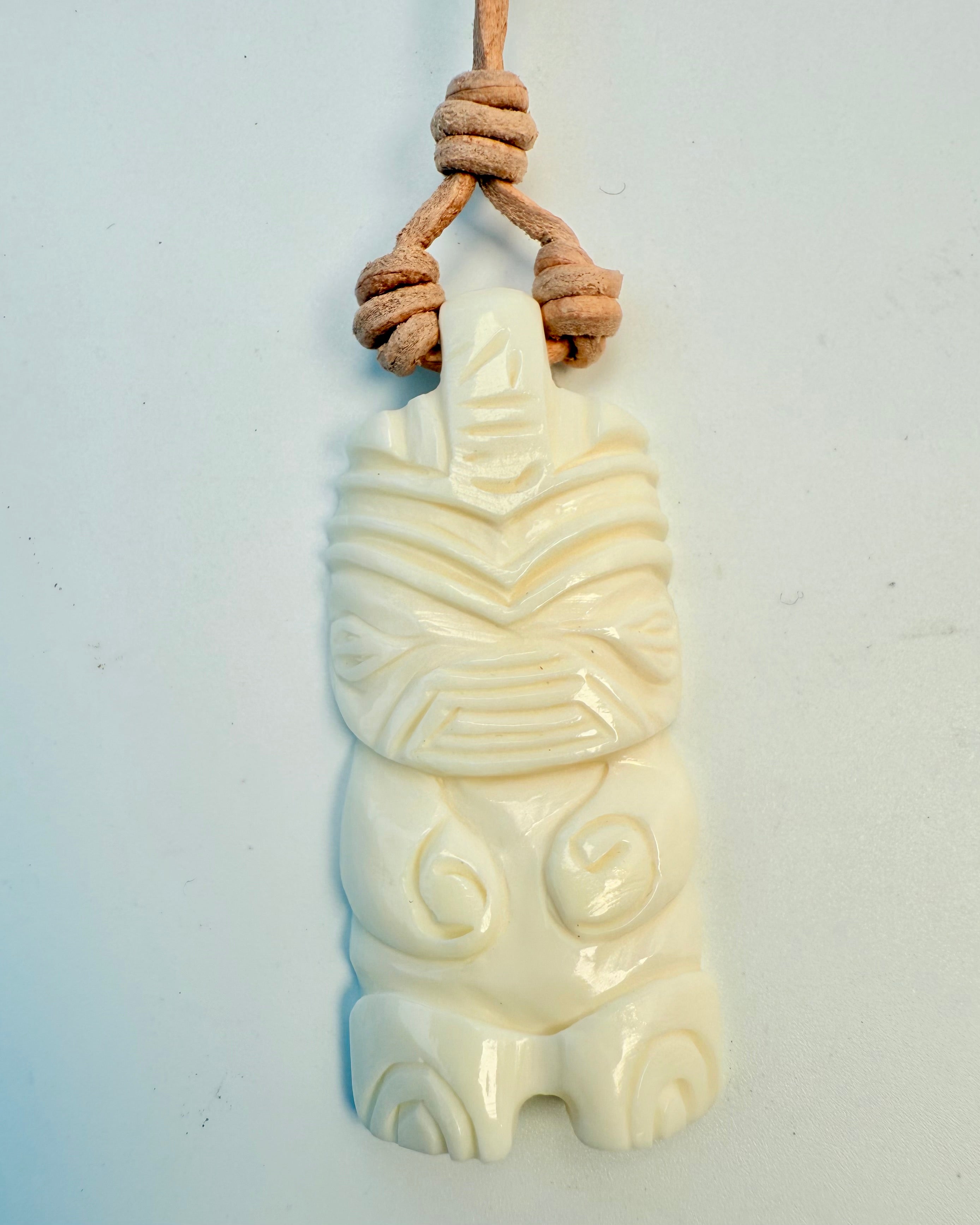 UKENDT KRAFT - TALISMAN