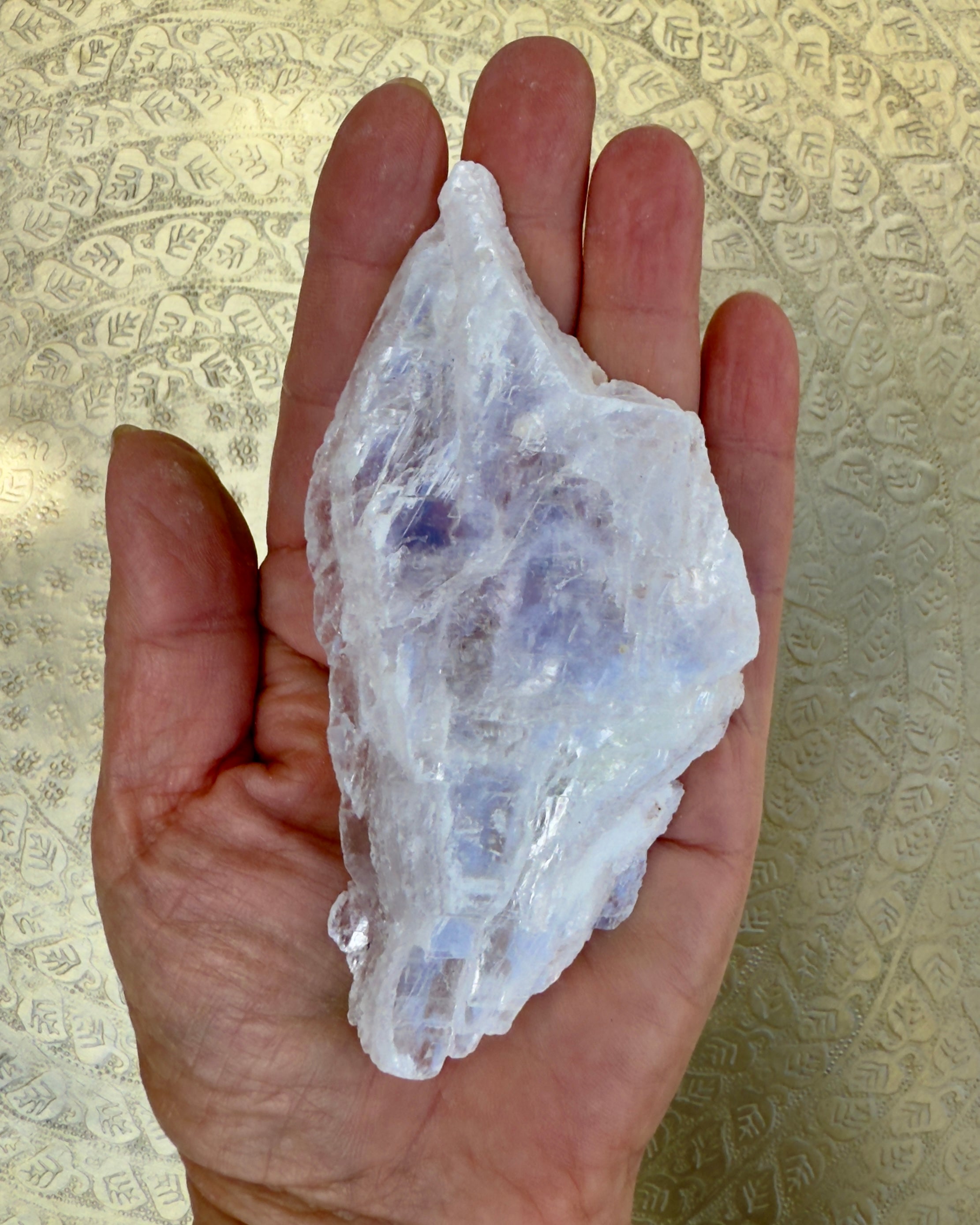 HIGH VIBRATION - KRYSTAL