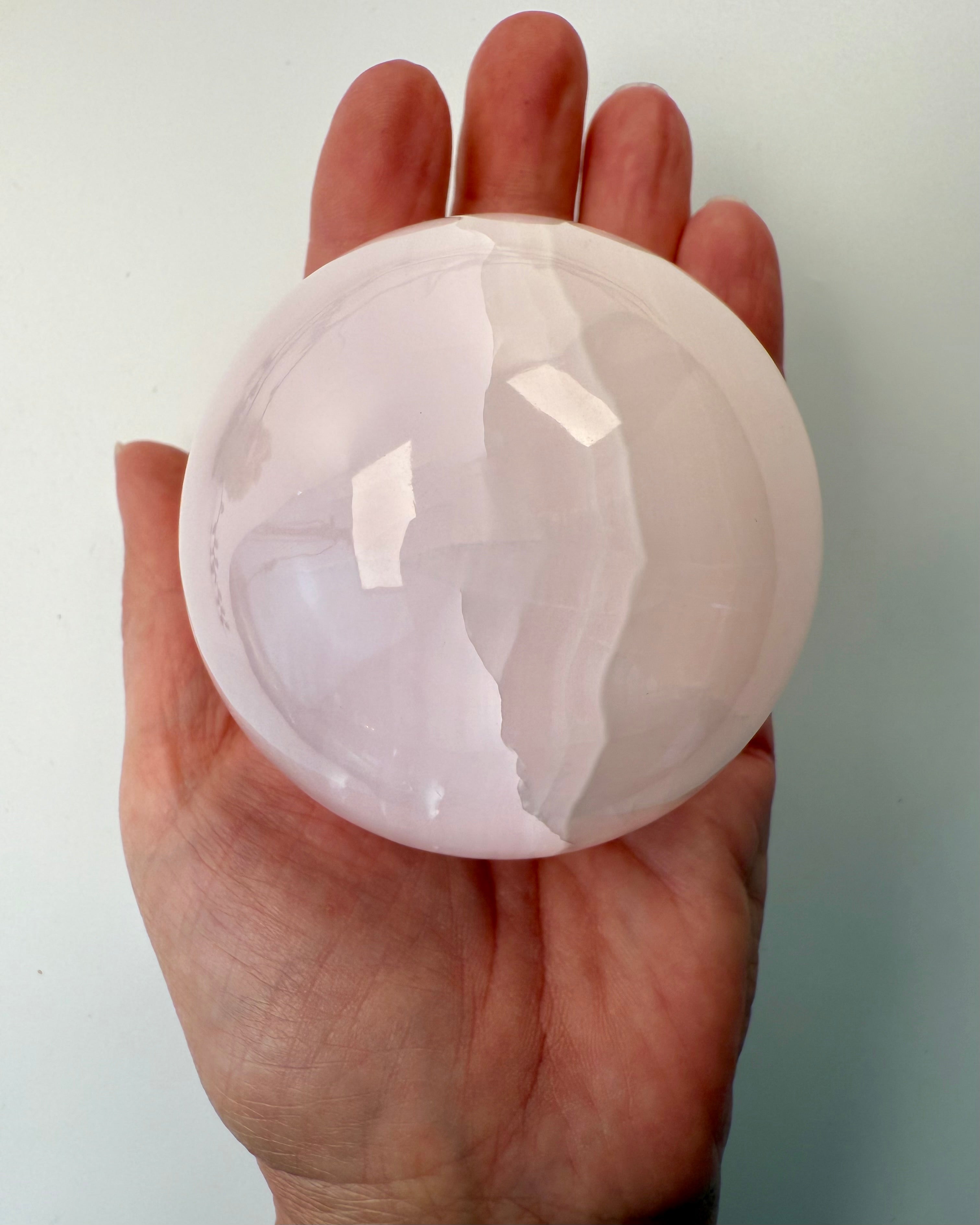 ELSK DIG SELV - KRYSTALKUGLE - UNIKA