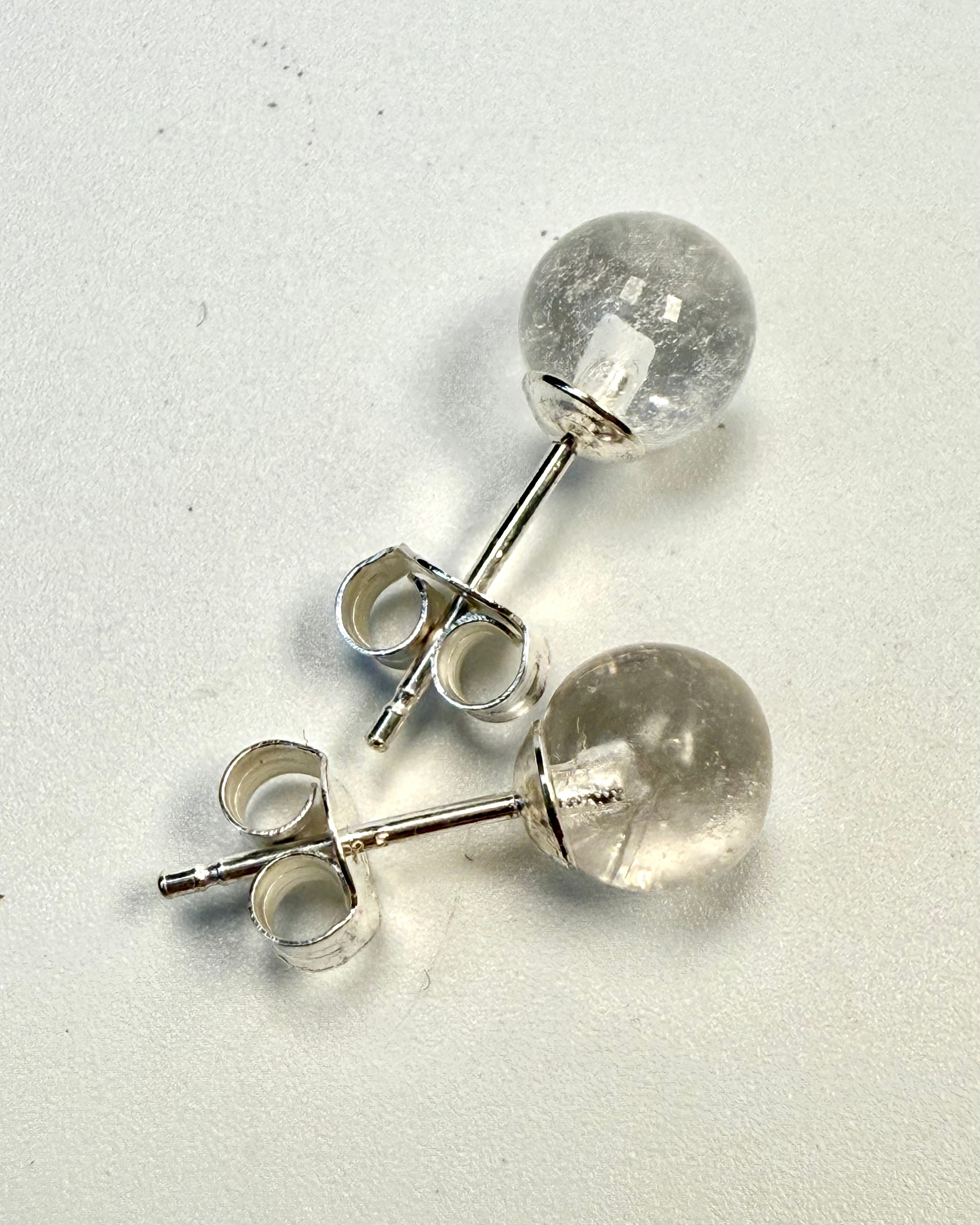 GUIDED BY LIGHT - ØRERINGE