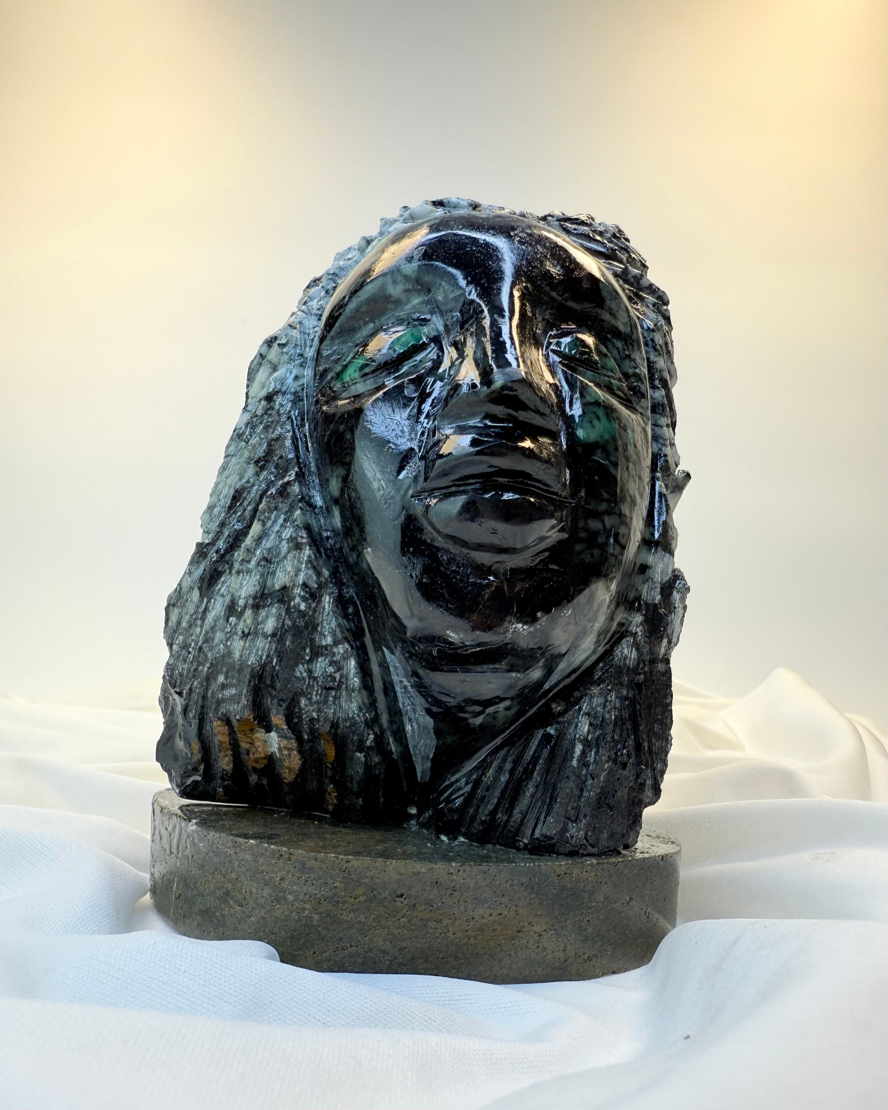 EFTERLADT, MEN STADIG HER - KRYSTAL - UNIKA