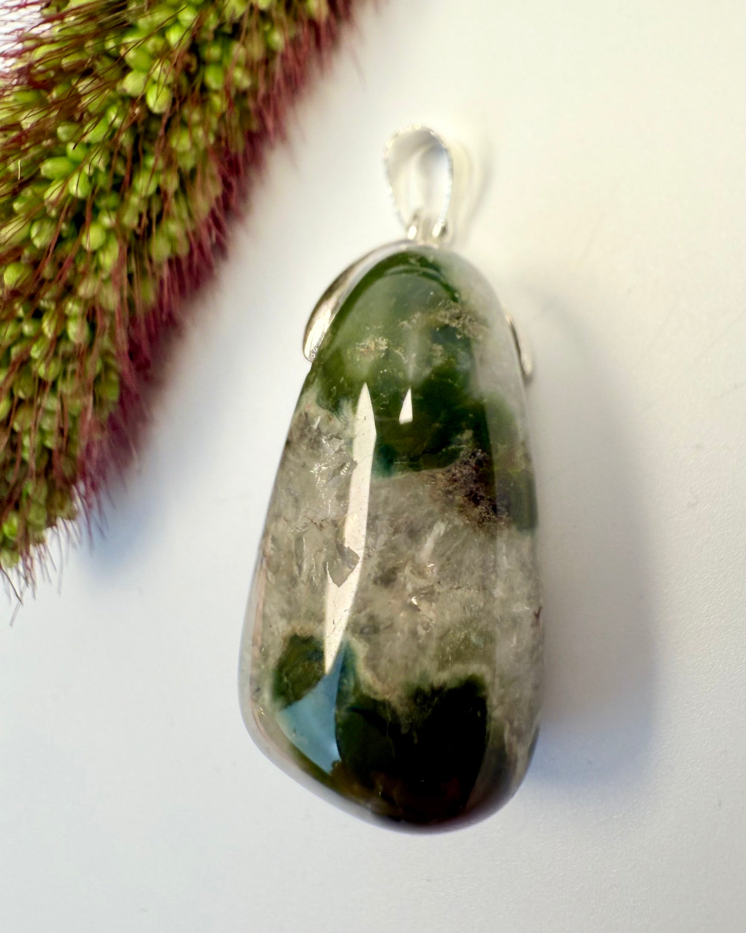 PAST LIVES - AMULET - UNIKA