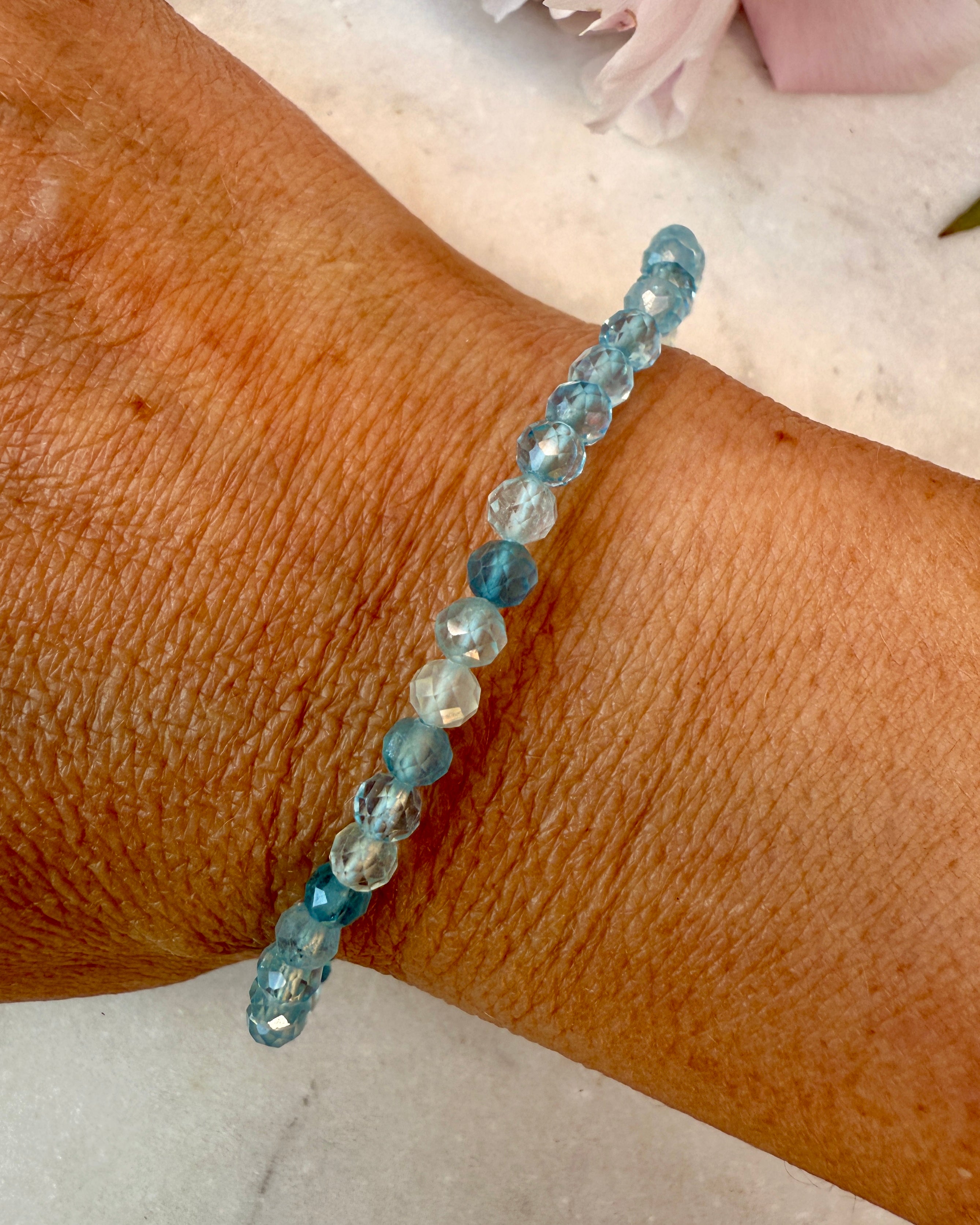 STIMULERER SPIRITUEL BEVIDSTHED - RING ELLER ARMBÅND